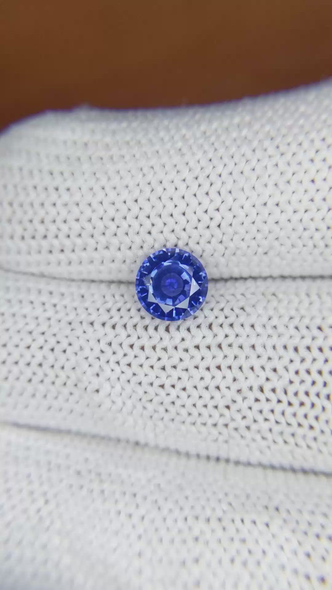 1.26 Ct. Blue Sapphire from Ceylon (Sri Lanka) Size Video