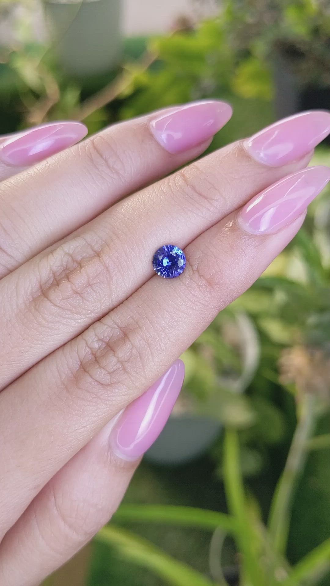0.95 Ct. Blue Sapphire from Ceylon (Sri Lanka) Size Video