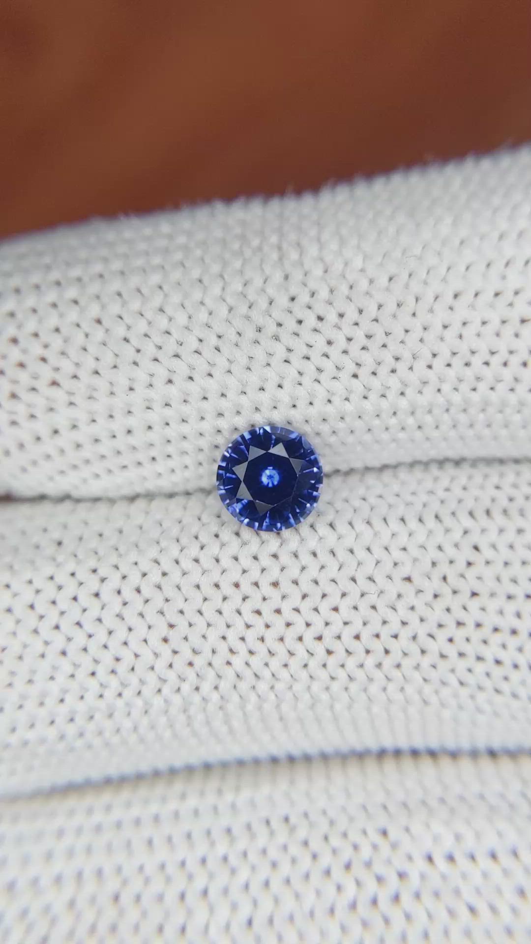 0.95 Ct. Blue Sapphire from Ceylon (Sri Lanka) Size Video