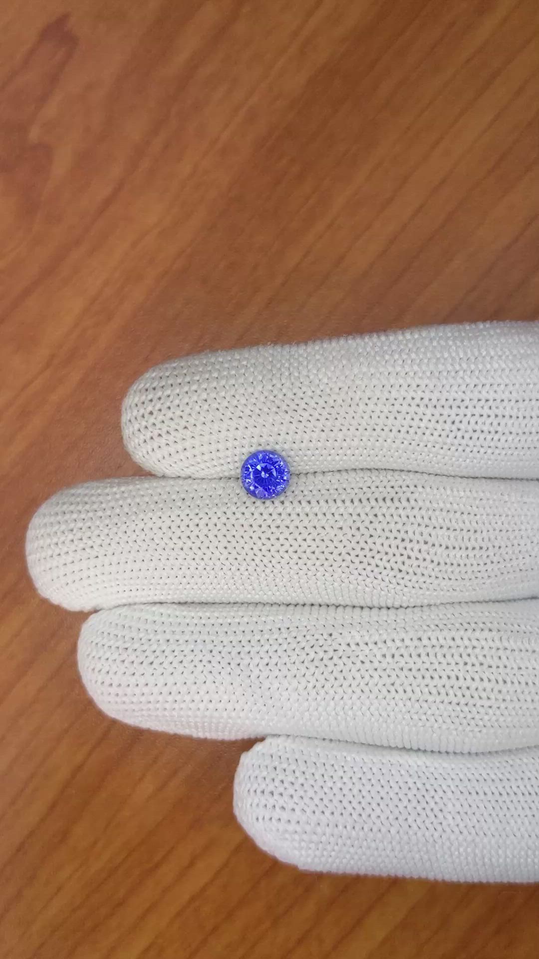 1.39 Ct. Blue Sapphire from Ceylon (Sri Lanka) Size Video