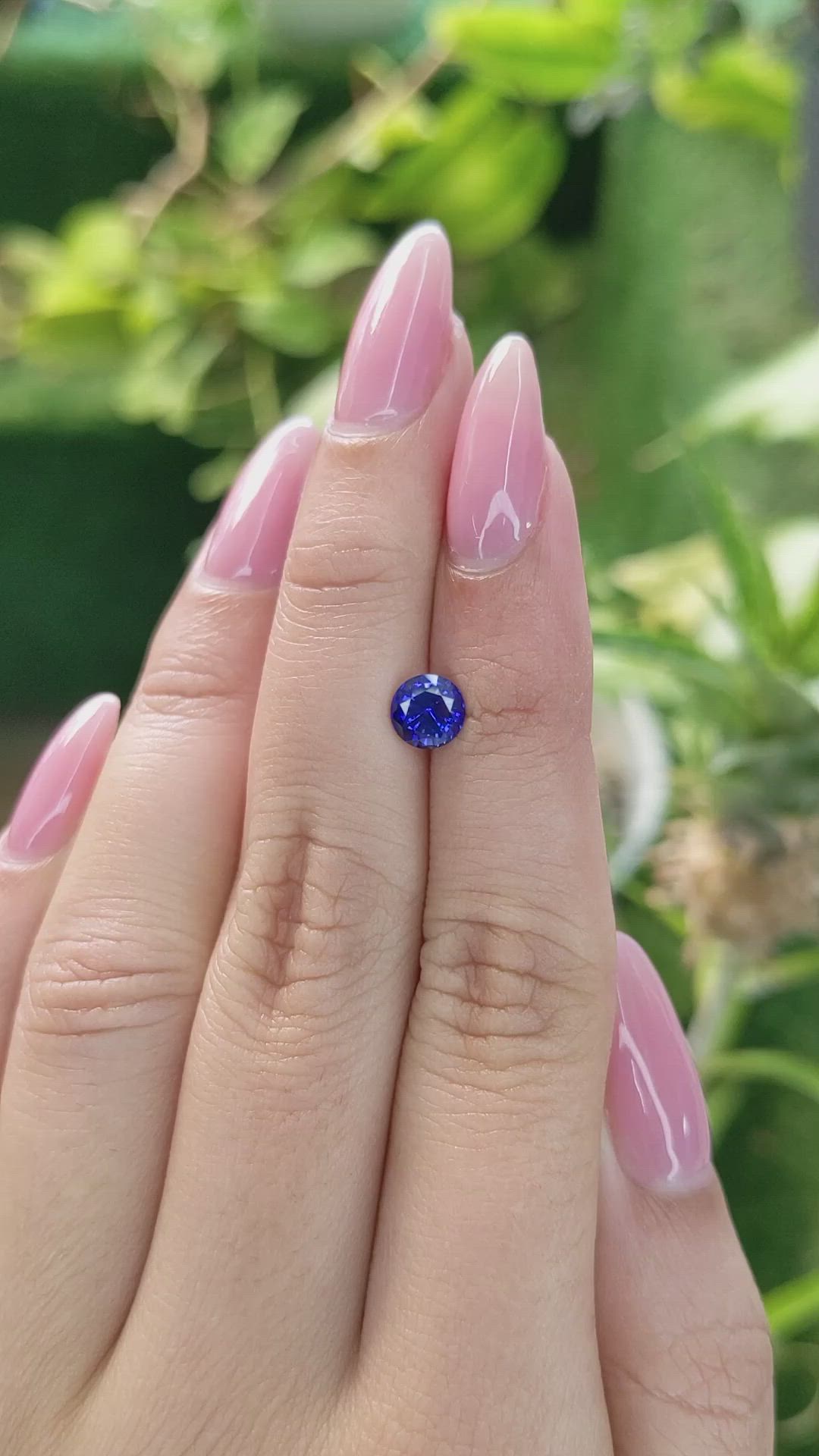1.04 Ct. Blue Sapphire from Ceylon (Sri Lanka) Size Video