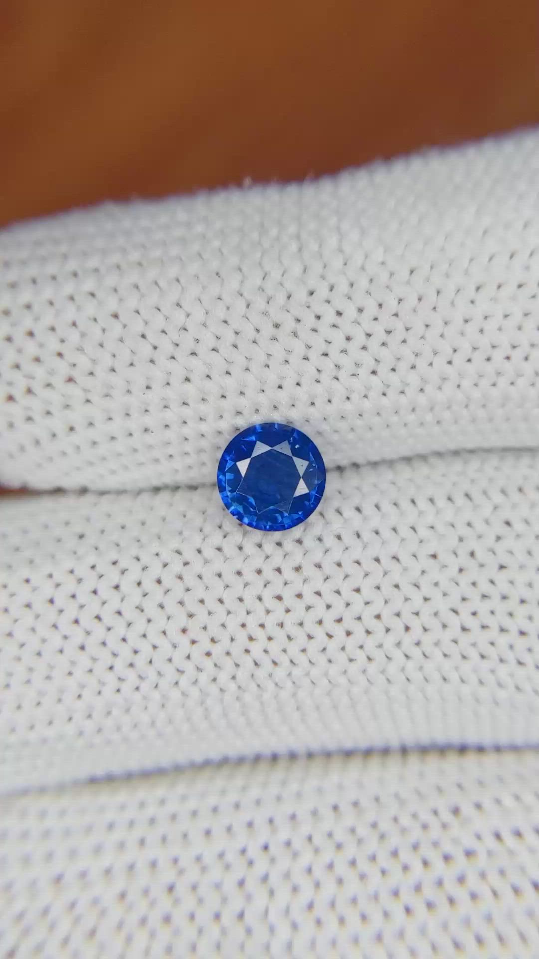 0.88 Ct. Blue Sapphire from Ceylon (Sri Lanka) Size Video