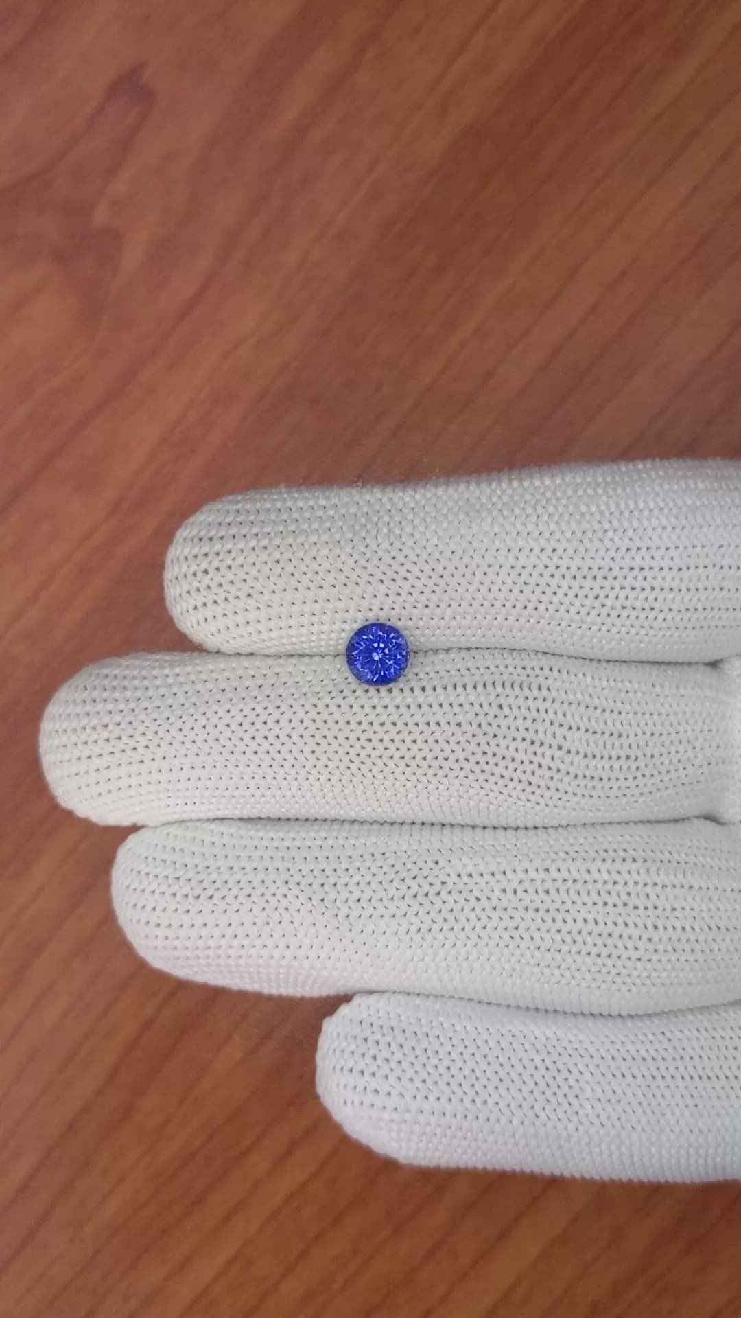 1.17 Ct. Blue Sapphire from Ceylon (Sri Lanka) Size Video