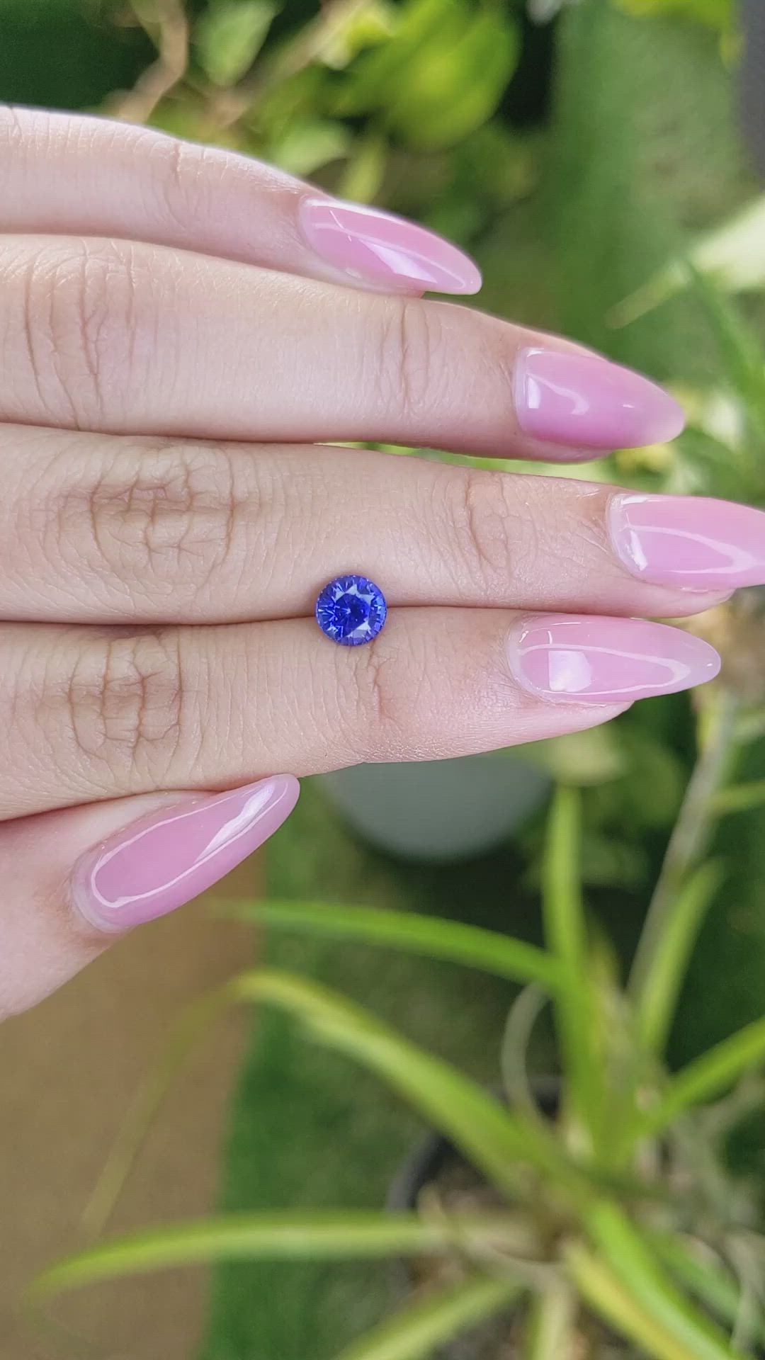 1.17 Ct. Blue Sapphire from Ceylon (Sri Lanka) Size Video