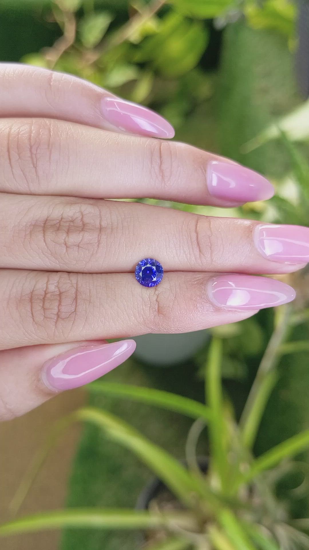1.17 Ct. Blue Sapphire from Ceylon (Sri Lanka) Size Video