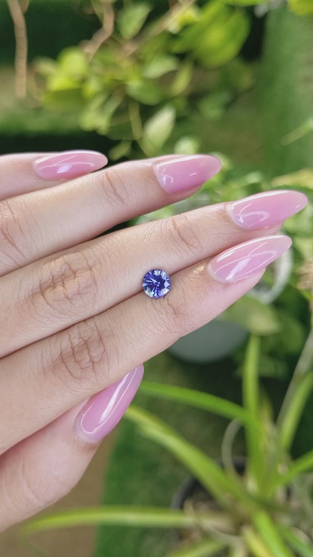 1.05 Ct. Blue Sapphire from Ceylon (Sri Lanka) Size Video