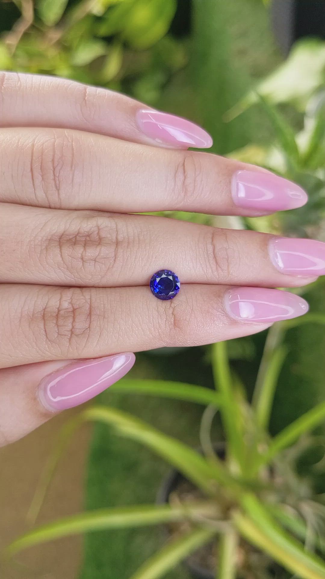 1.09 Ct. Blue Sapphire from Ceylon (Sri Lanka) Size Video