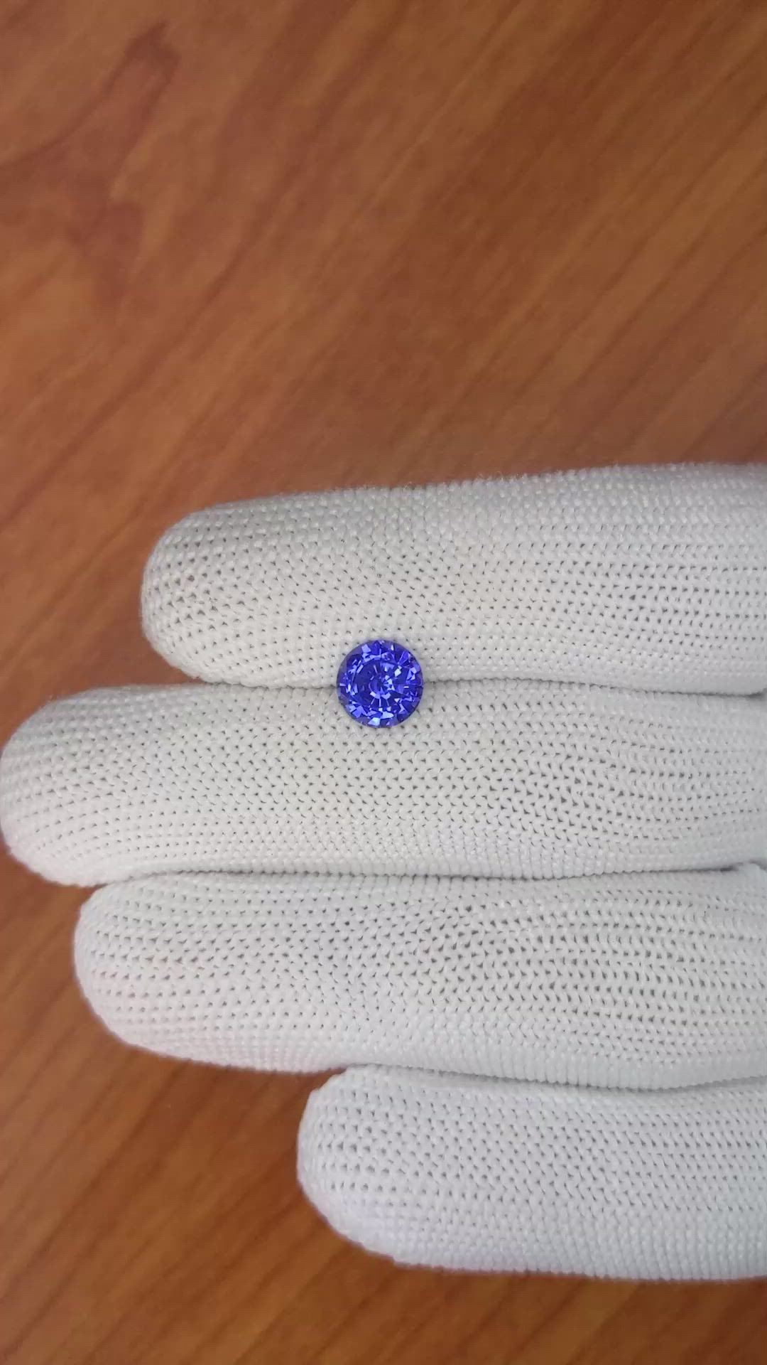 1.76 Ct. Blue Sapphire from Ceylon (Sri Lanka) Size Video