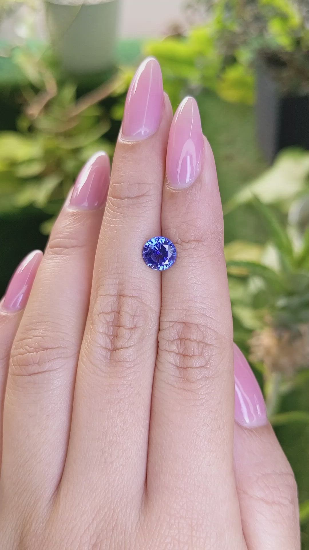 1.76 Ct. Blue Sapphire from Ceylon (Sri Lanka) Size Video