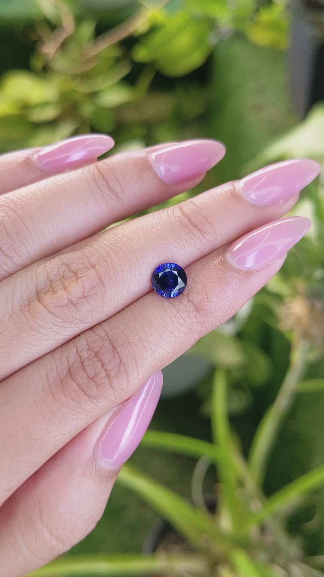 1.58 Ct. Blue Sapphire from Ceylon (Sri Lanka) Size Video