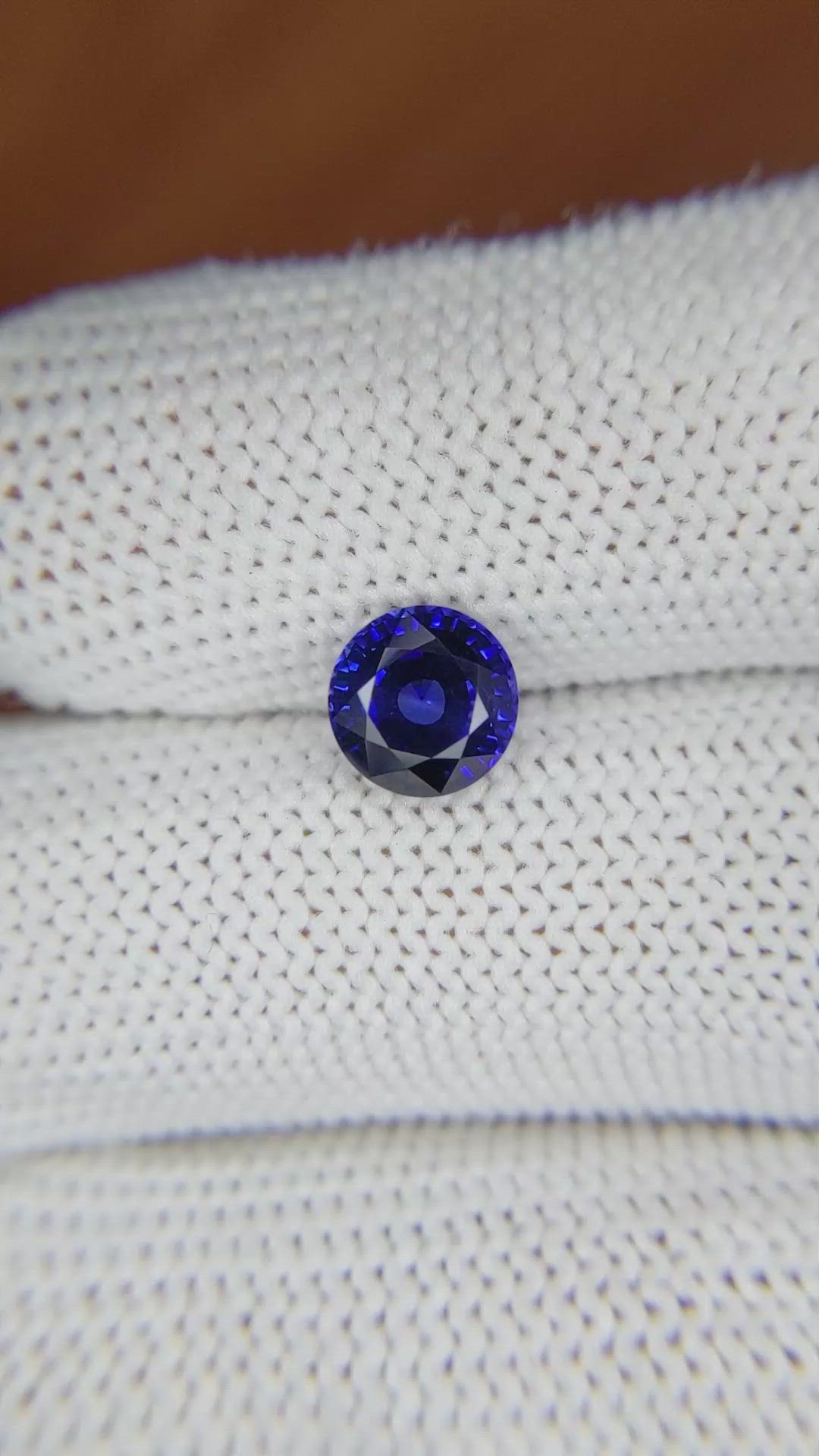 1.58 Ct. Blue Sapphire from Ceylon (Sri Lanka) Size Video