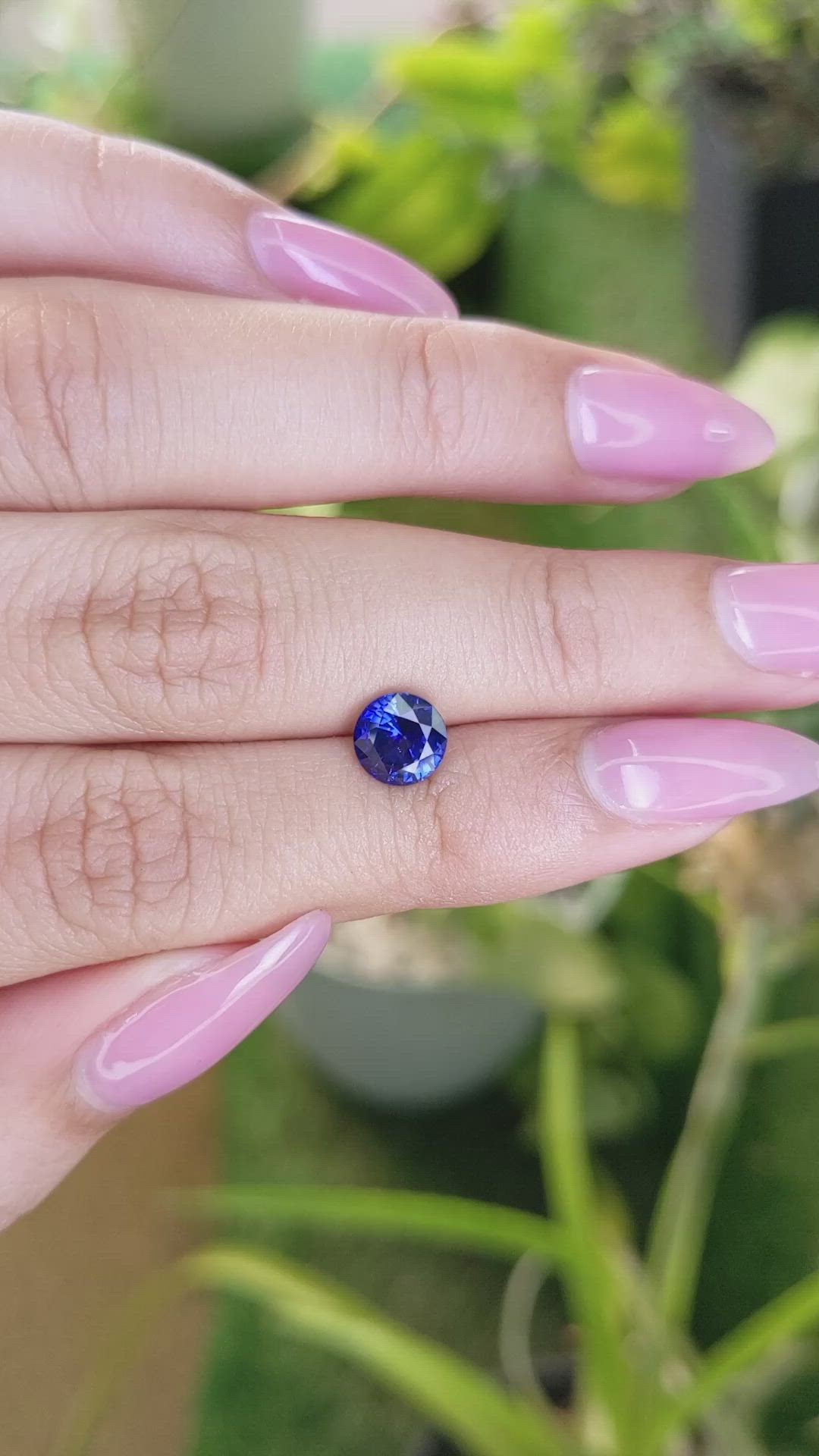 1.40 Ct. Blue Sapphire from Ceylon (Sri Lanka) Size Video