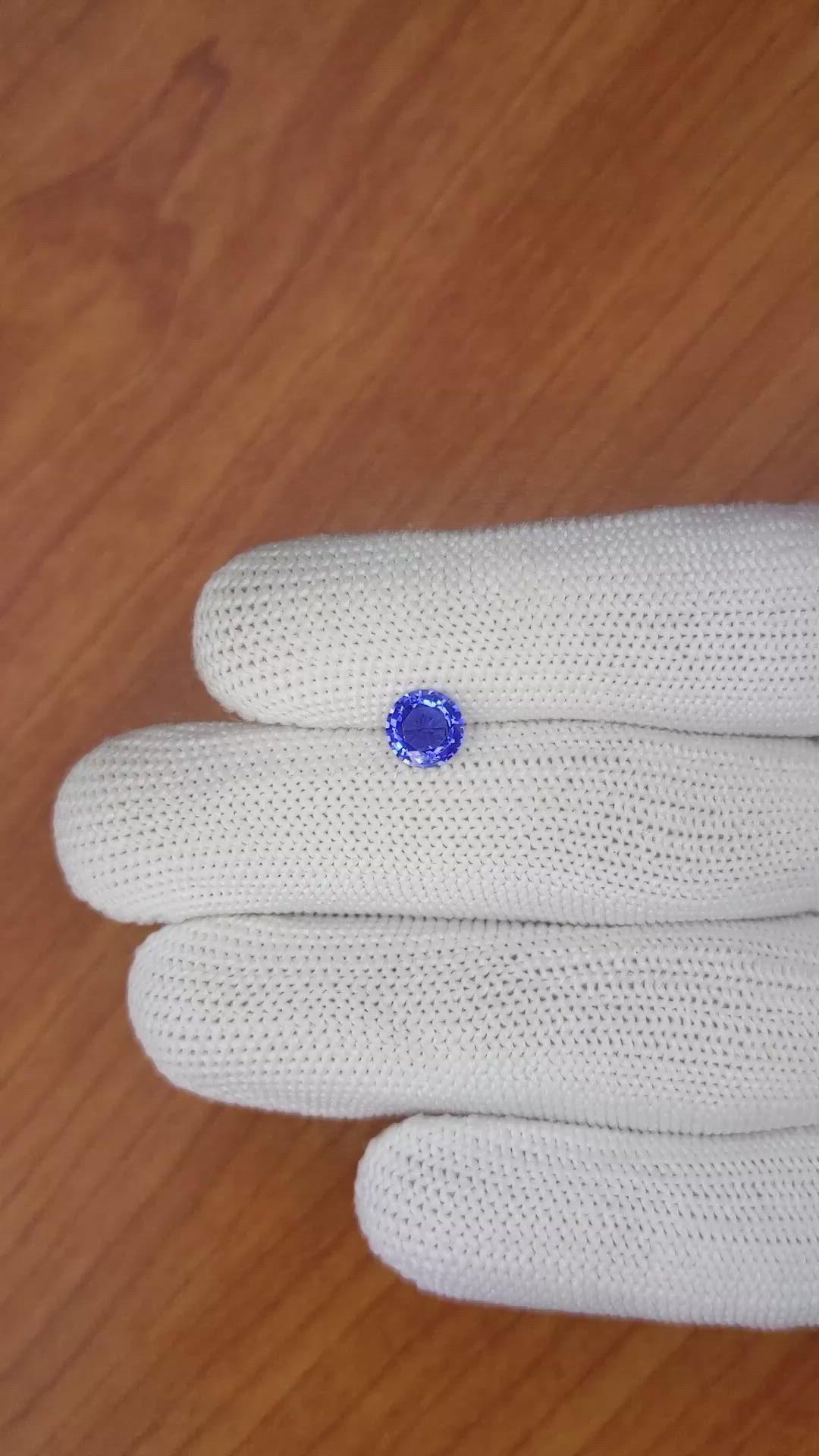 1.14 Ct. Blue Sapphire from Ceylon (Sri Lanka) Size Video