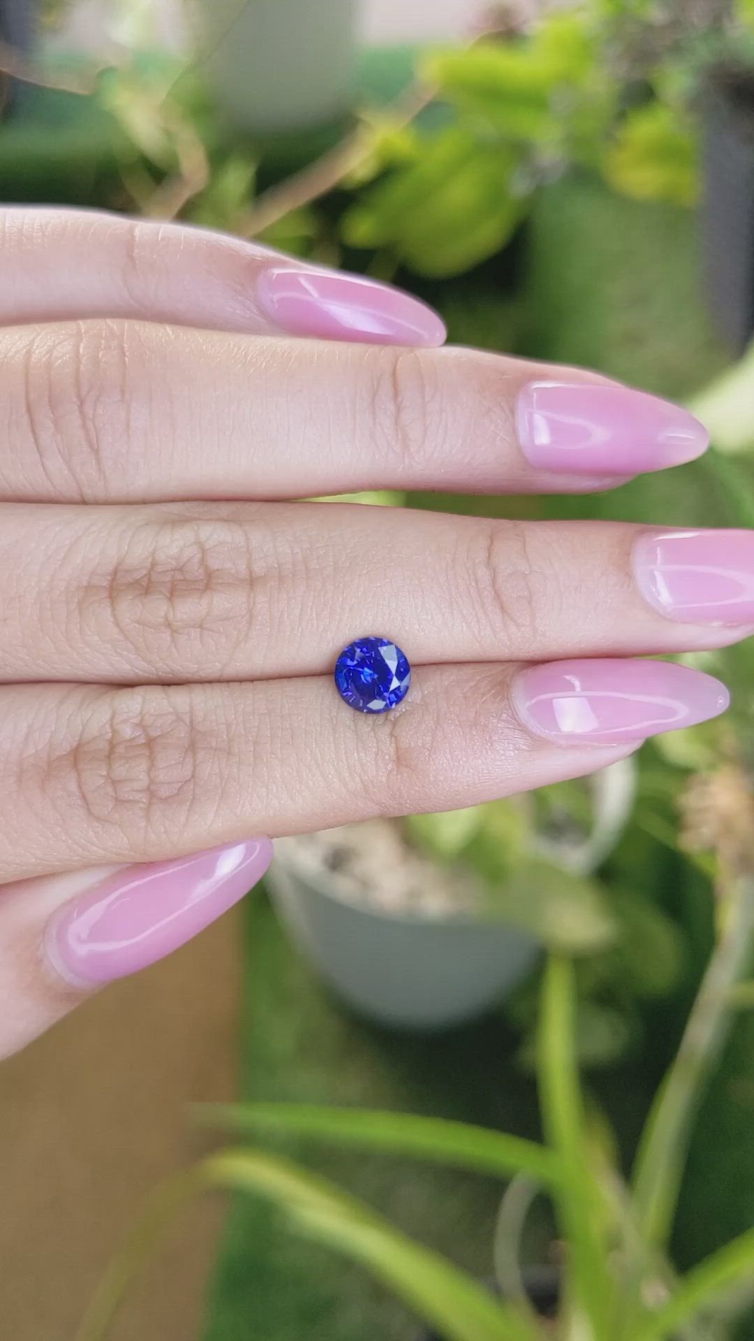 1.23 Ct. Blue Sapphire from Ceylon (Sri Lanka) Size Video