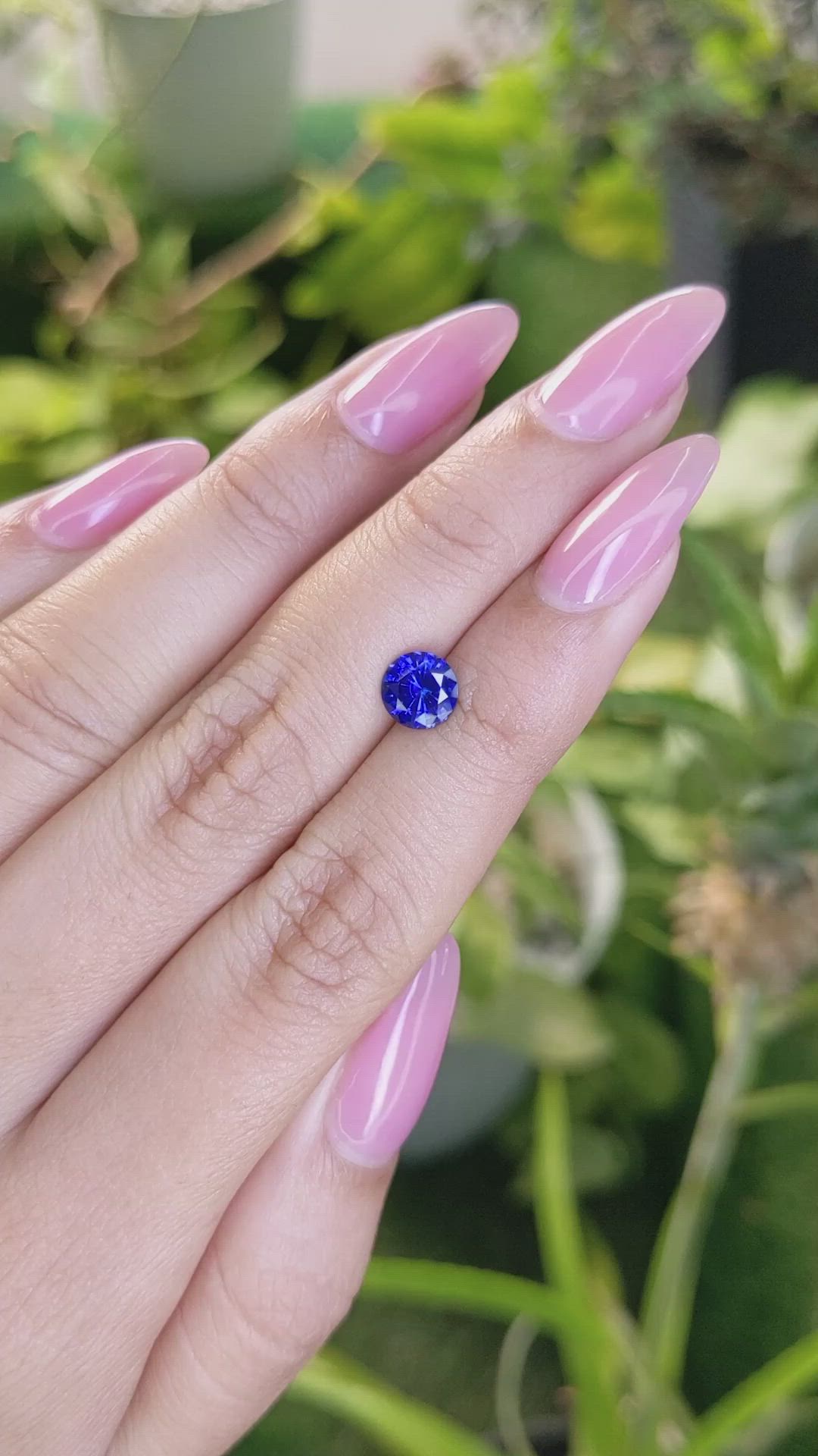 1.23 Ct. Blue Sapphire from Ceylon (Sri Lanka) Size Video