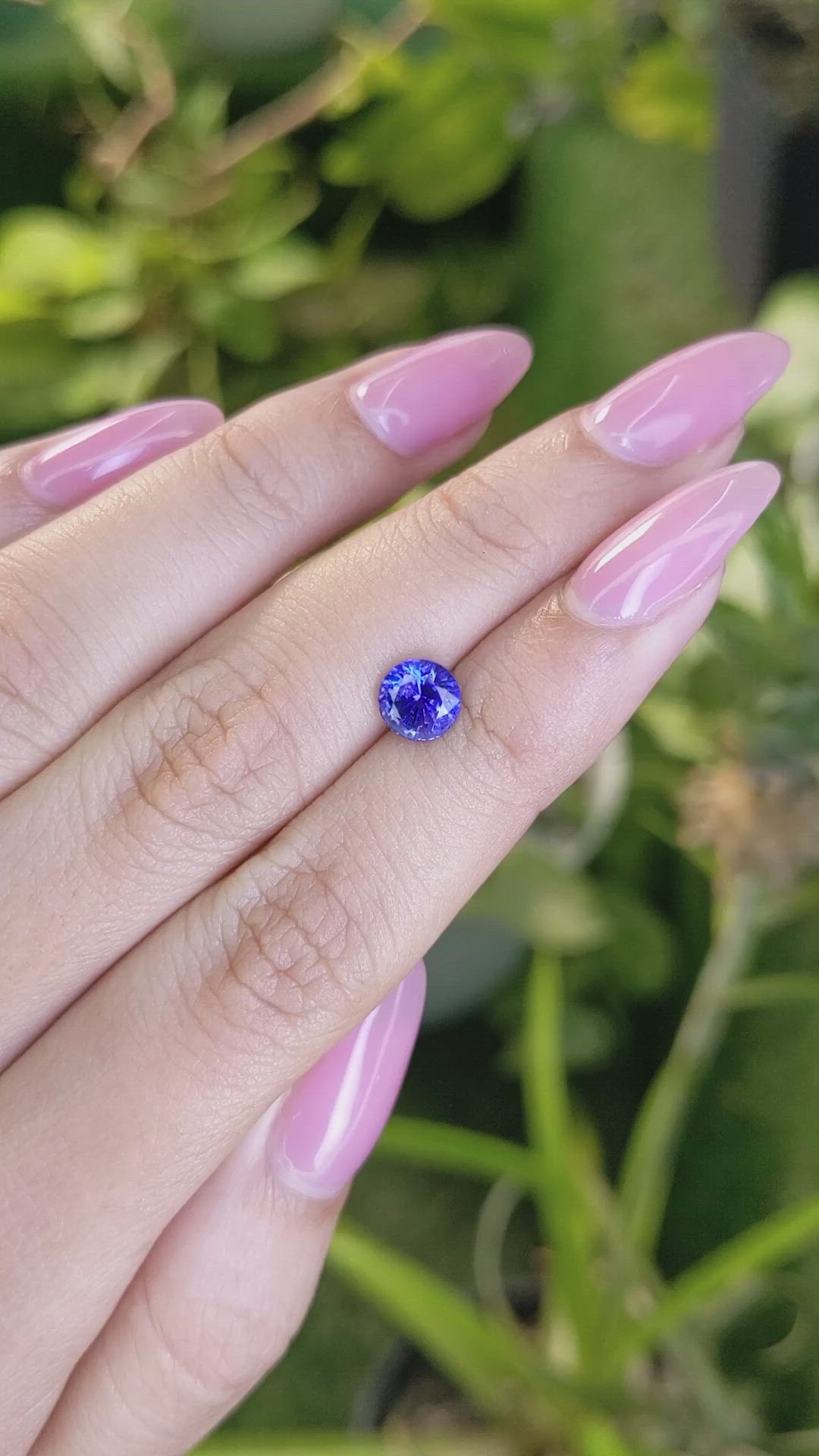 1.45 Ct. Blue Sapphire from Ceylon (Sri Lanka) Size Video