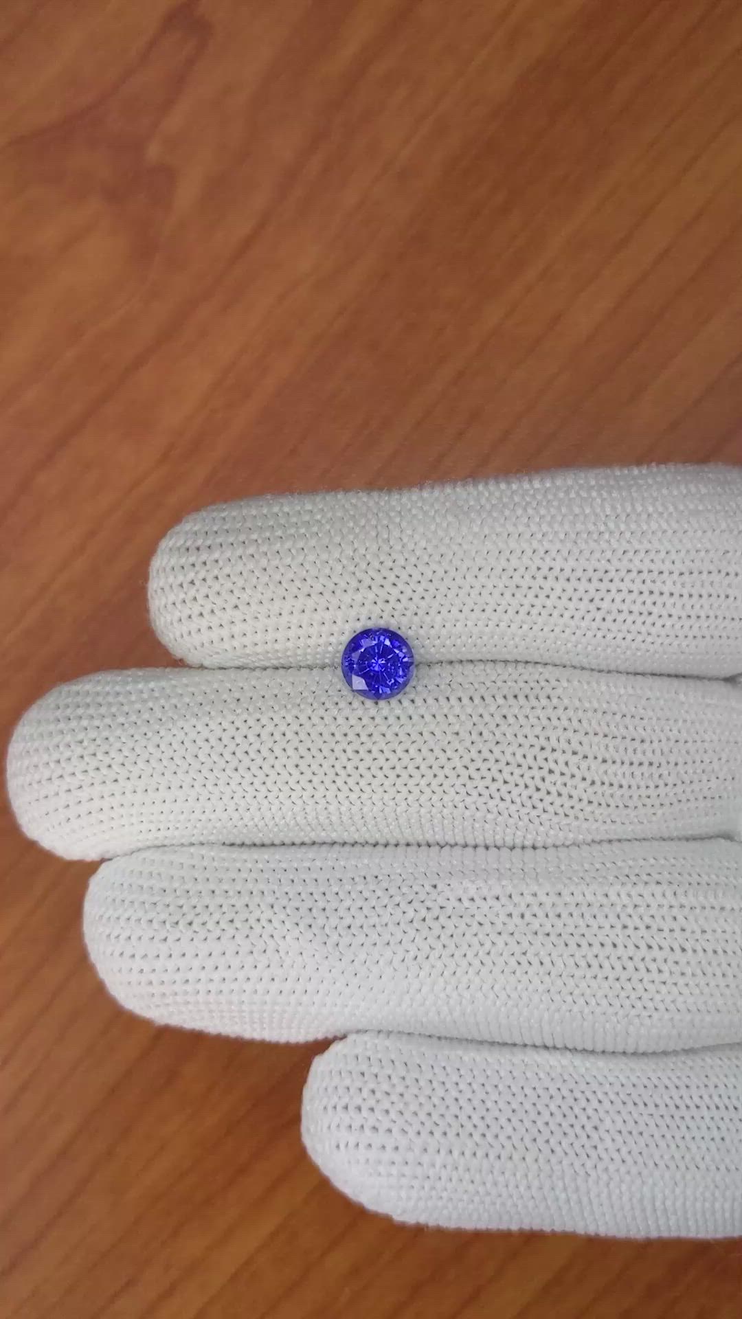1.45 Ct. Blue Sapphire from Ceylon (Sri Lanka) Size Video