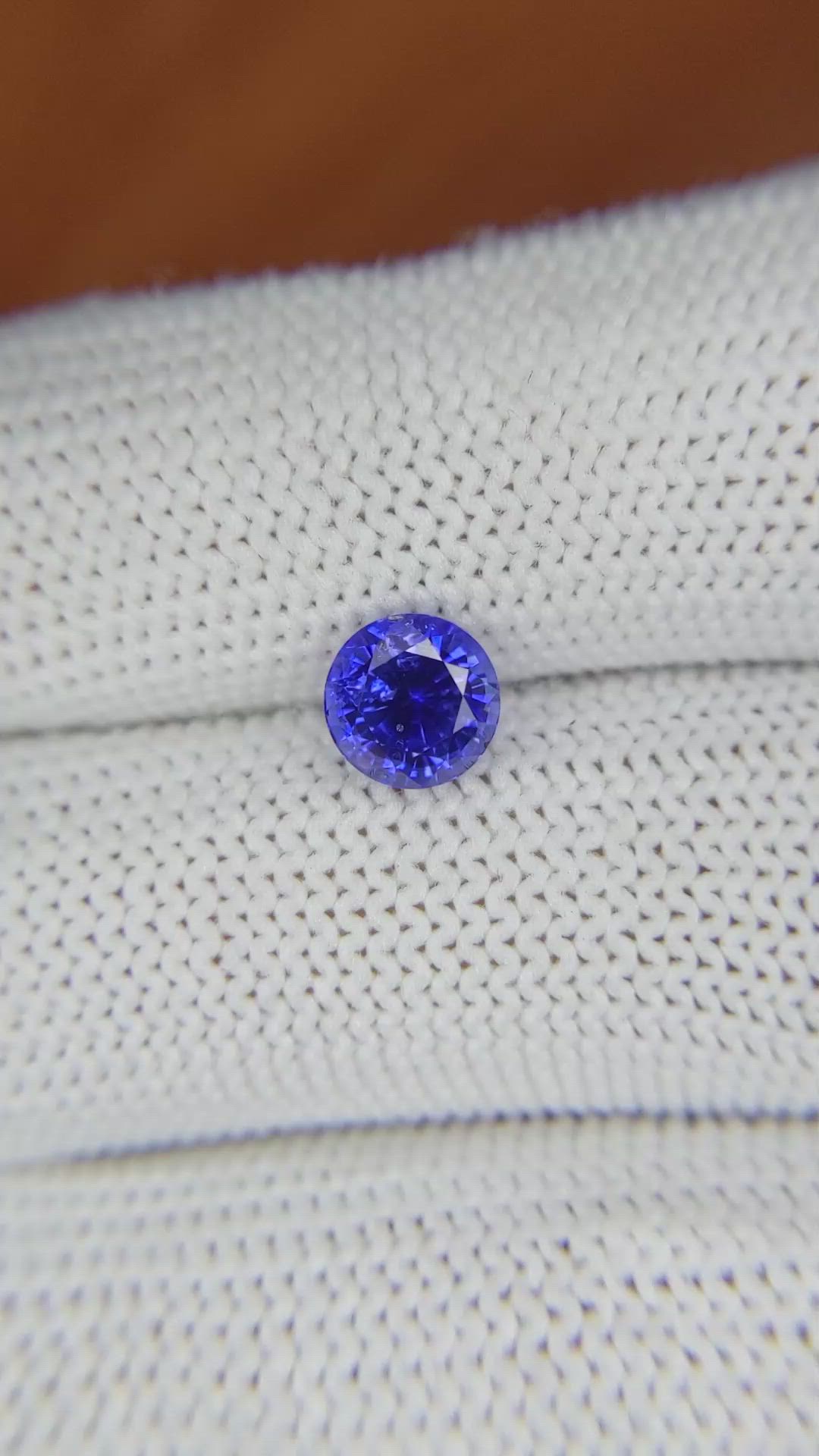 1.45 Ct. Blue Sapphire from Ceylon (Sri Lanka) Size Video