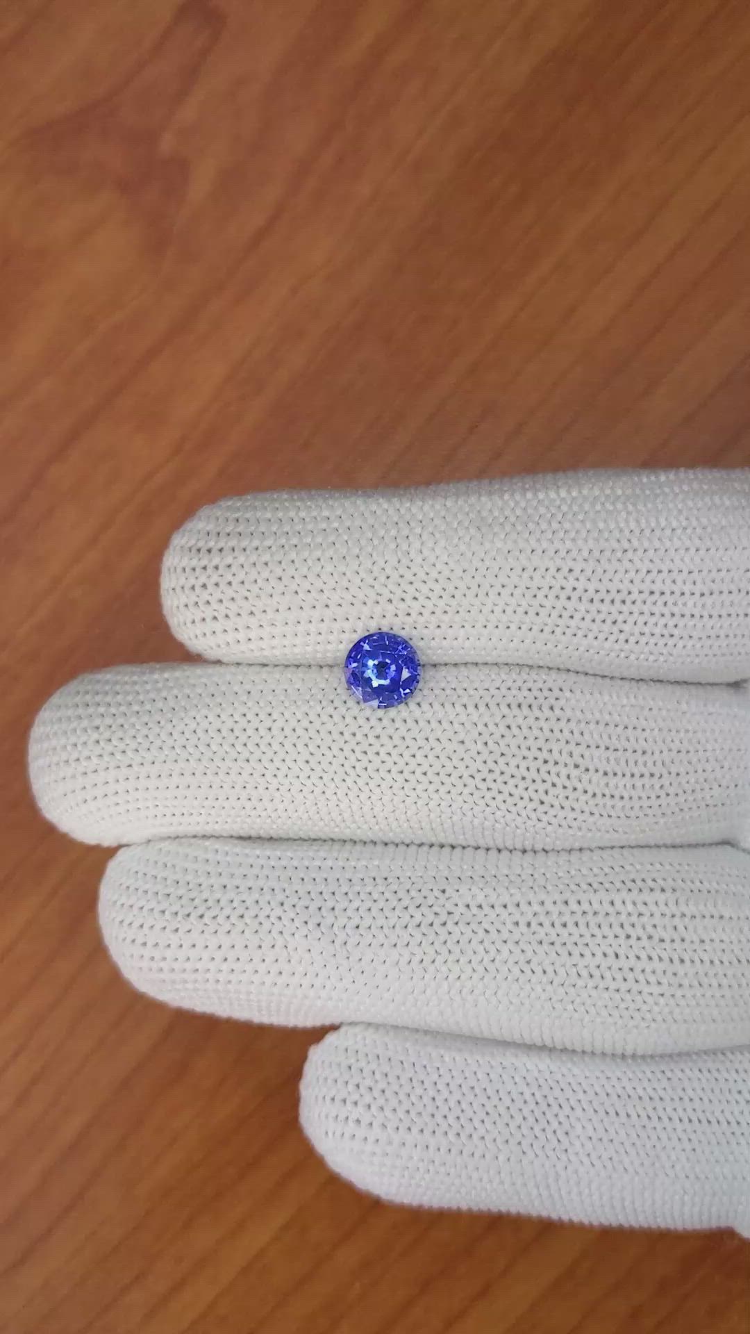 1.24 Ct. Blue Sapphire from Ceylon (Sri Lanka) Size Video