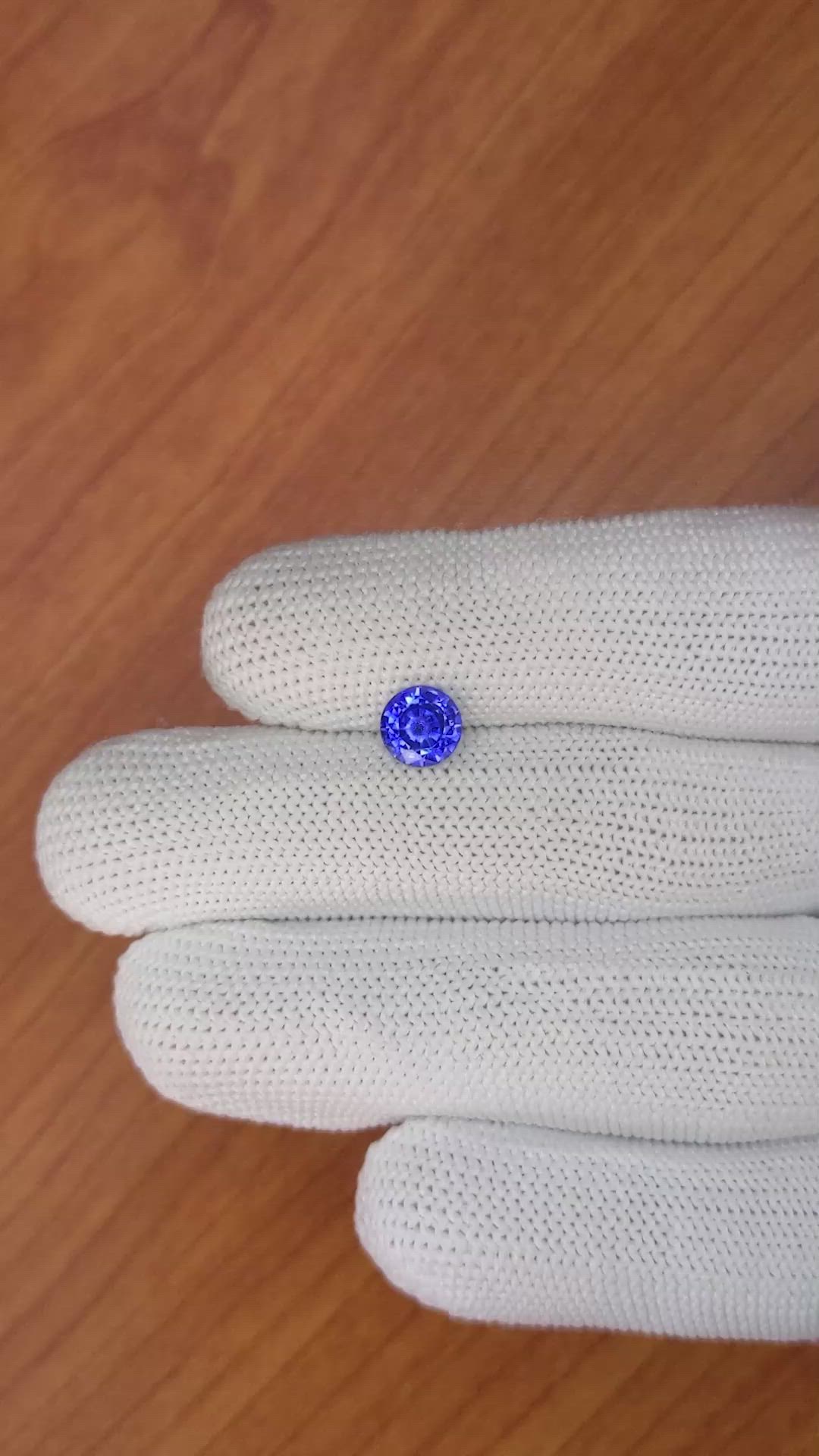 1.51 Ct. Blue Sapphire from Ceylon (Sri Lanka) Size Video