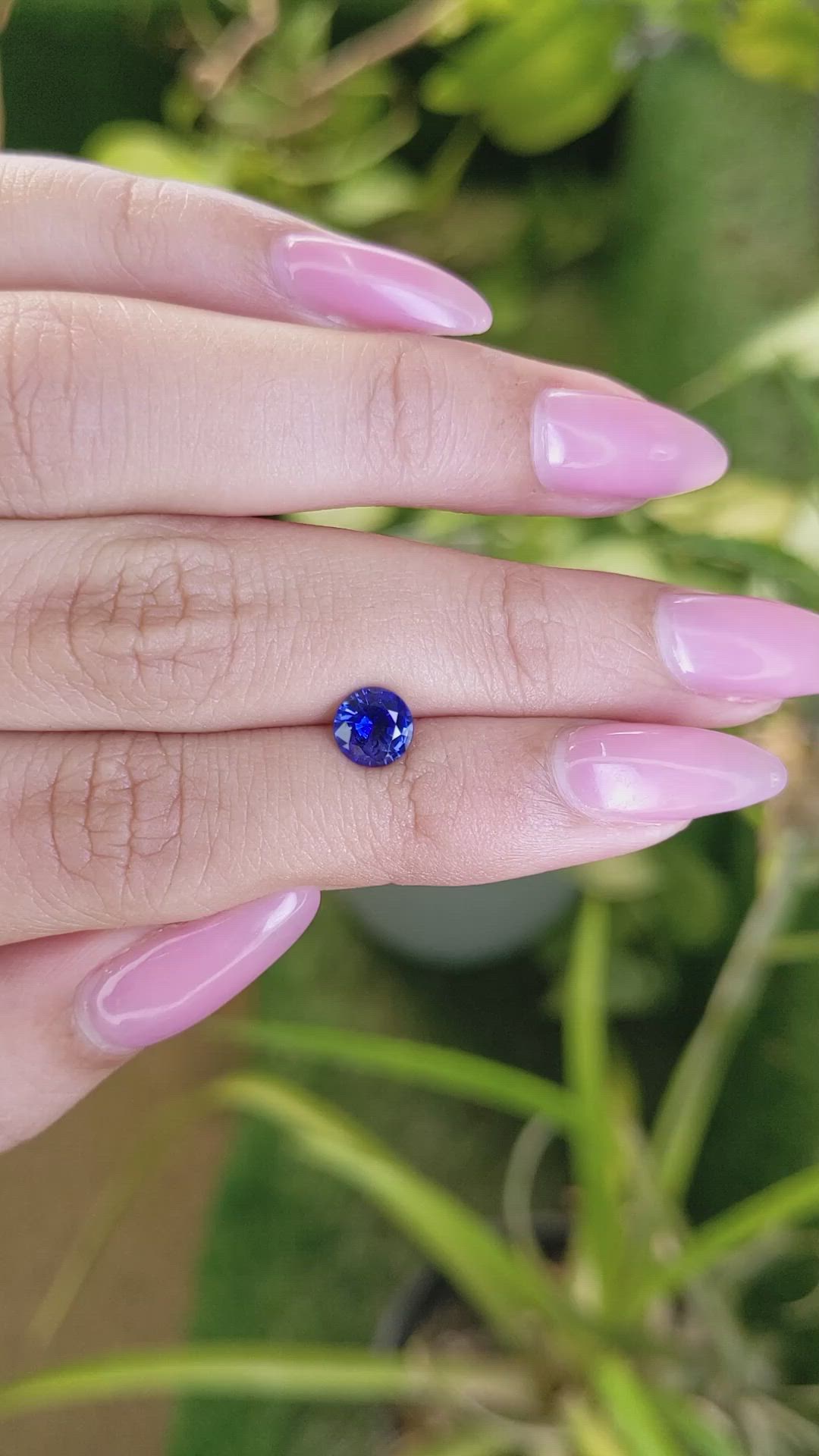 0.98 Ct. Blue Sapphire from Ceylon (Sri Lanka) Size Video