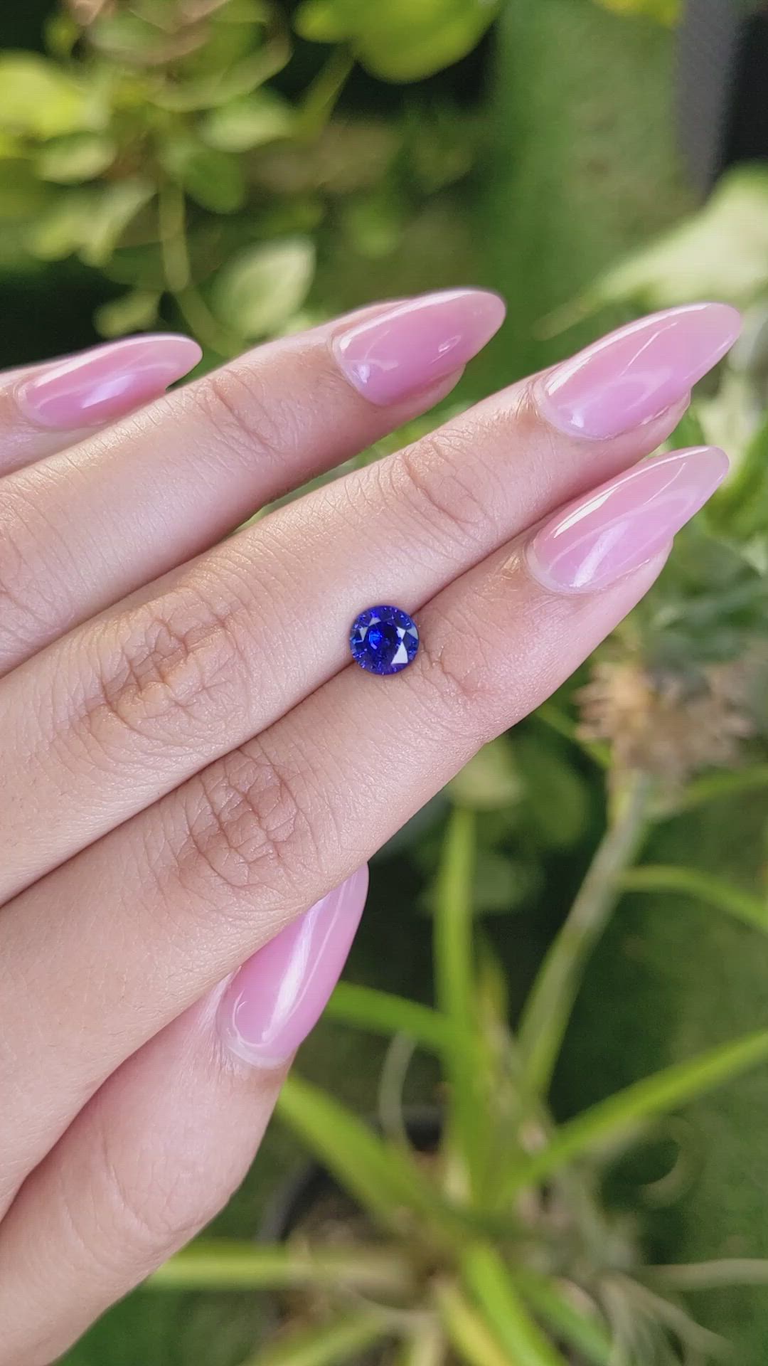 0.98 Ct. Blue Sapphire from Ceylon (Sri Lanka) Size Video