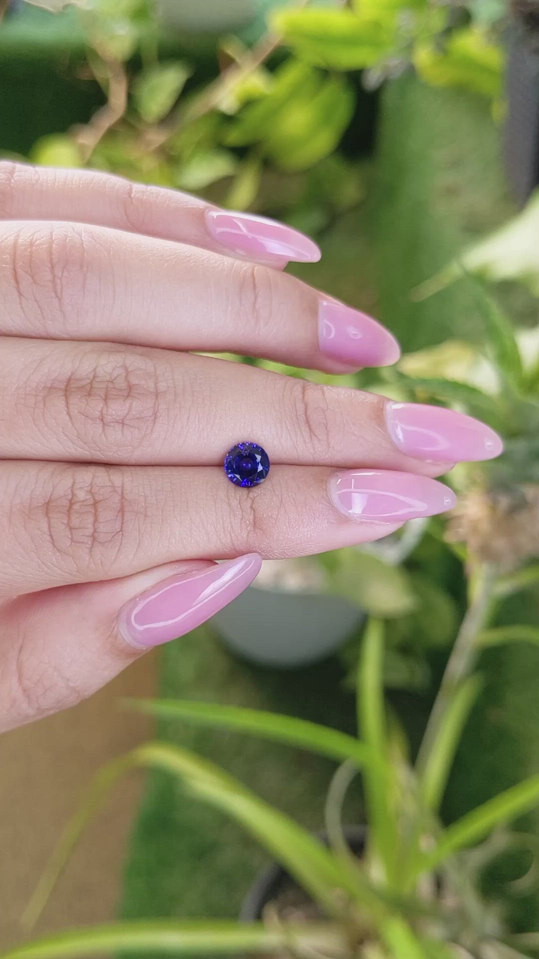 1.06 Ct. Blue Sapphire from Ceylon (Sri Lanka) Size Video