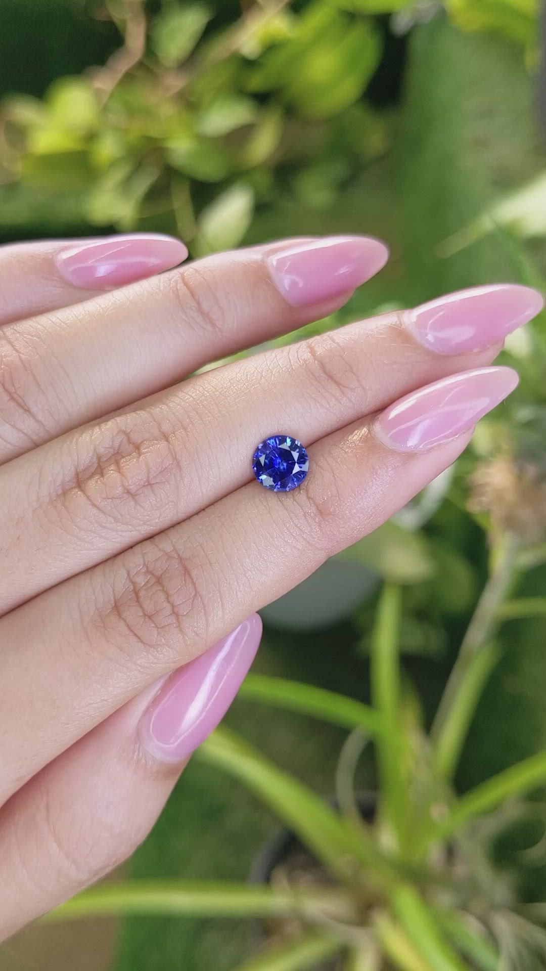 1.36 Ct. Blue Sapphire from Ceylon (Sri Lanka) Size Video