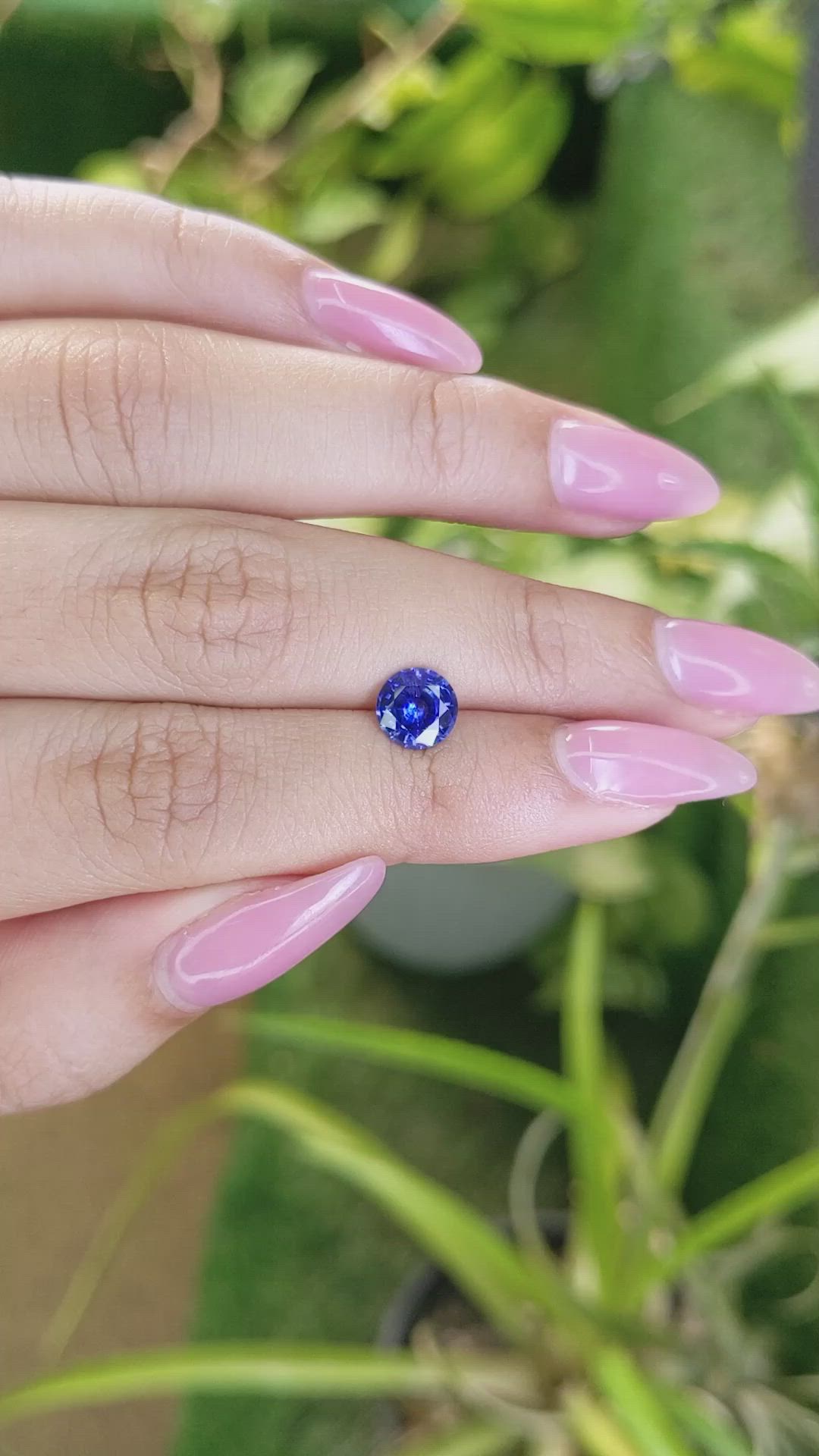 1.36 Ct. Blue Sapphire from Ceylon (Sri Lanka) Size Video