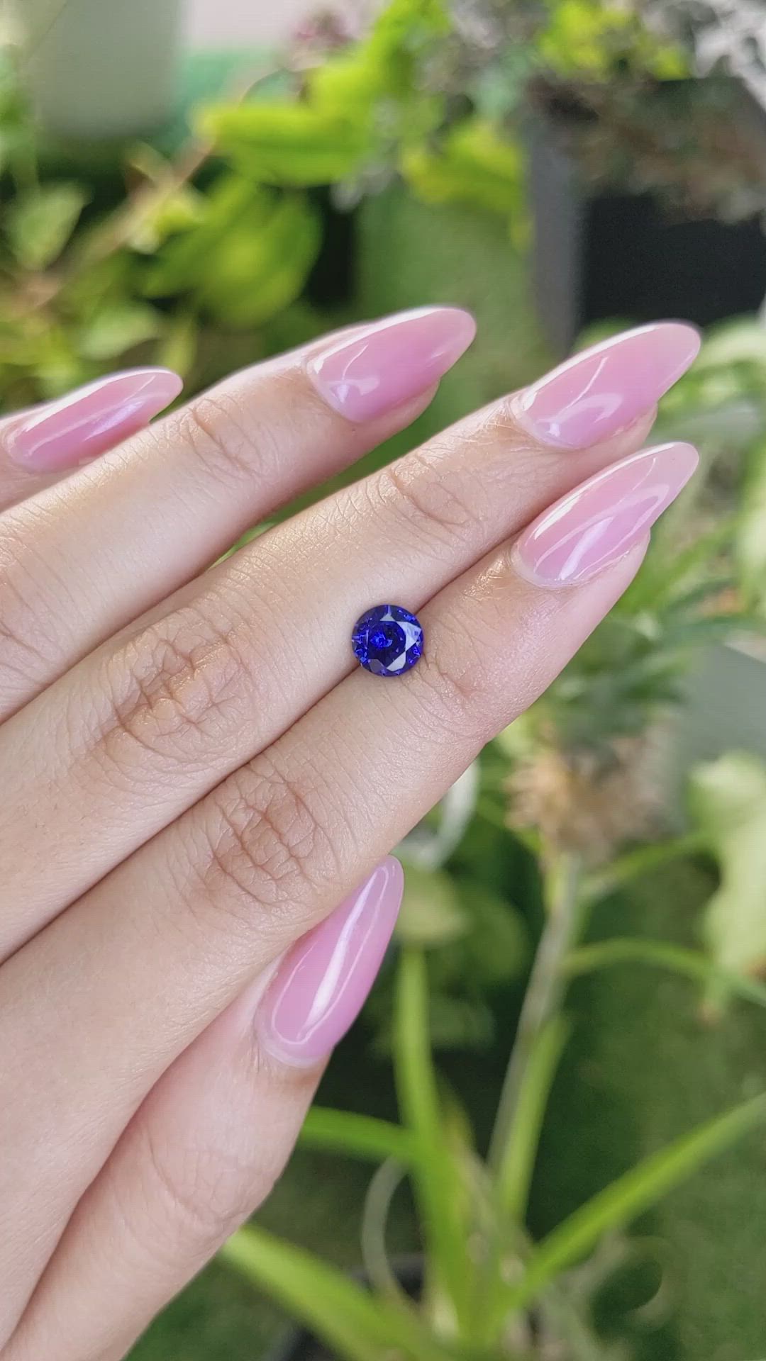 1.13 Ct. Blue Sapphire from Ceylon (Sri Lanka) Size Video