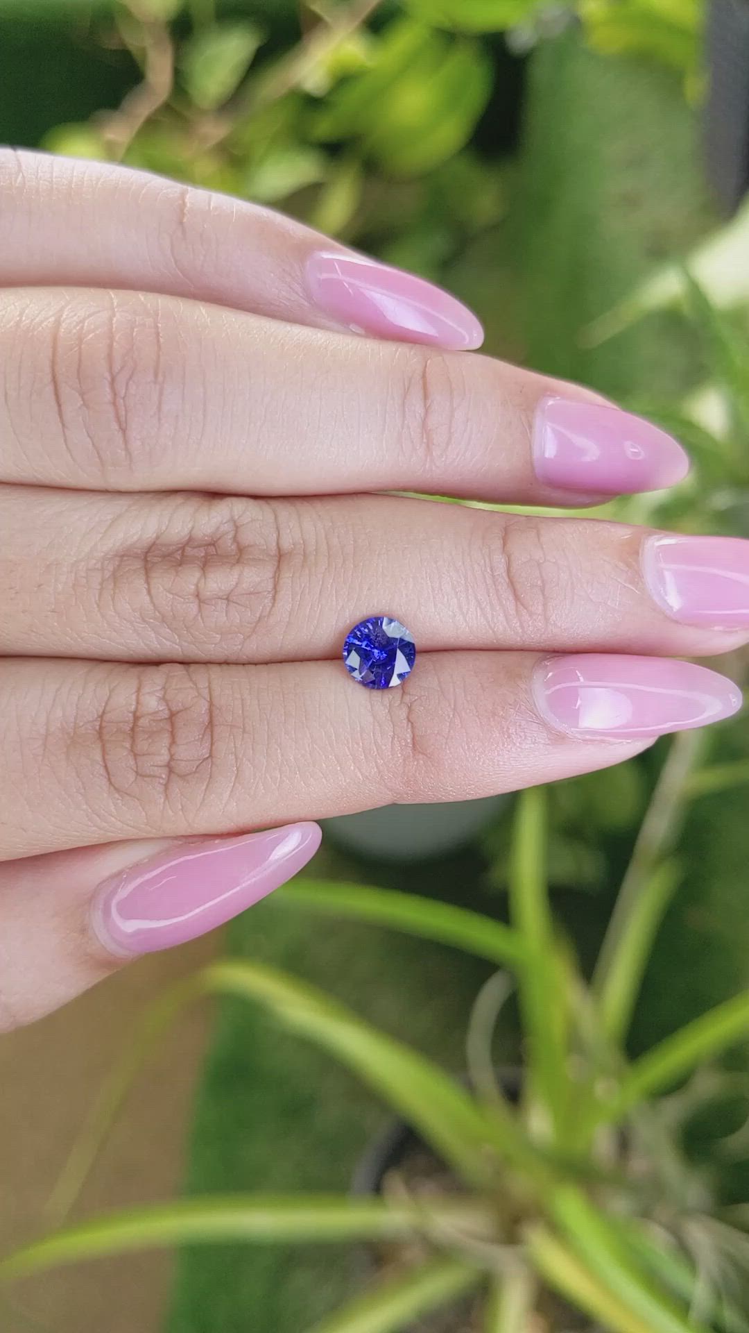 1.17 Ct. Blue Sapphire from Ceylon (Sri Lanka) Size Video