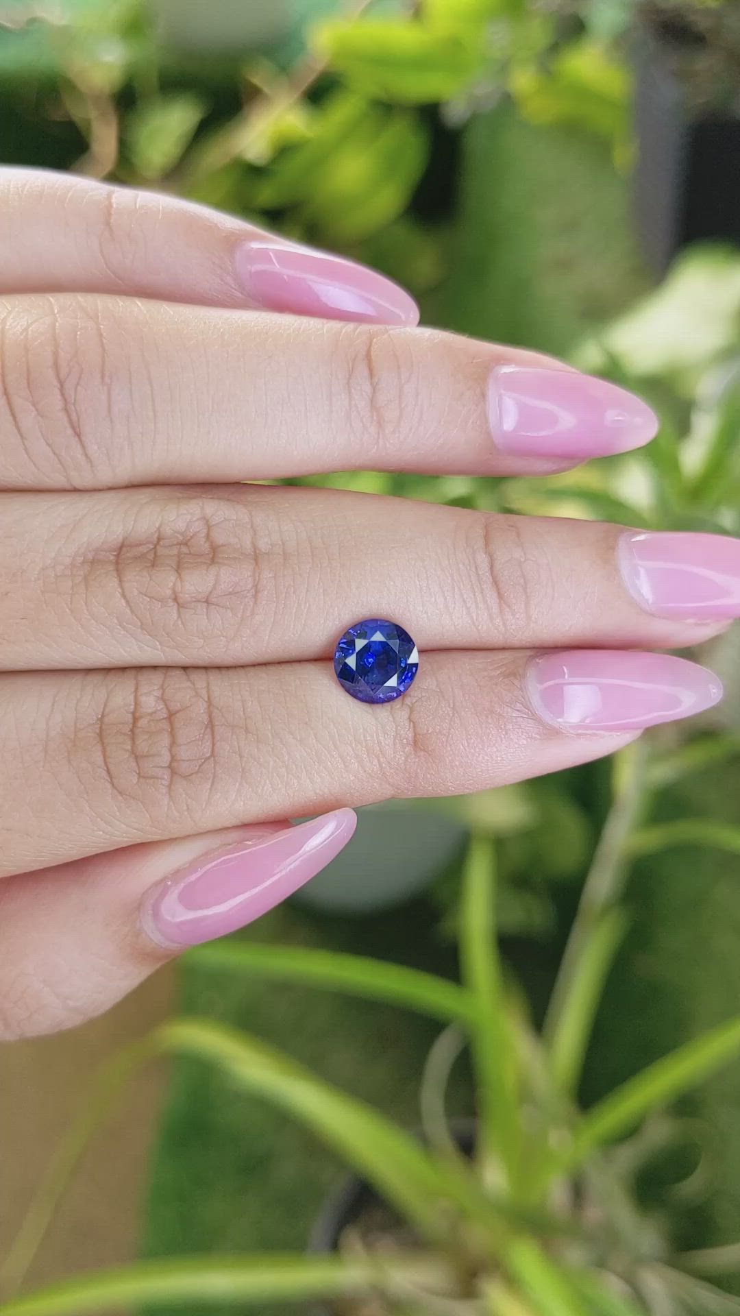 2.14 Ct. Blue Sapphire from Ceylon (Sri Lanka) Size Video