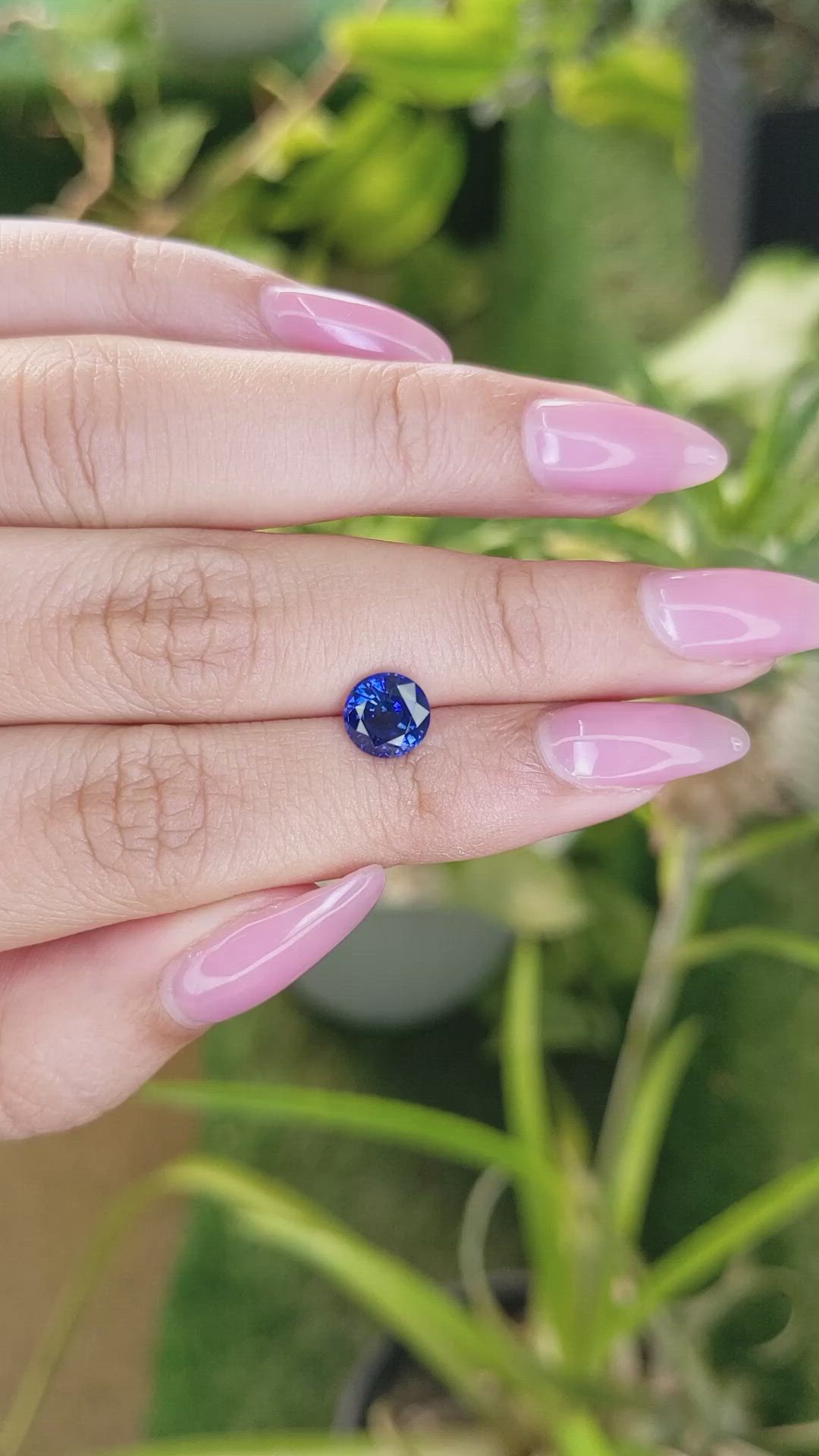 1.58 Ct. Blue Sapphire from Ceylon (Sri Lanka) Size Video