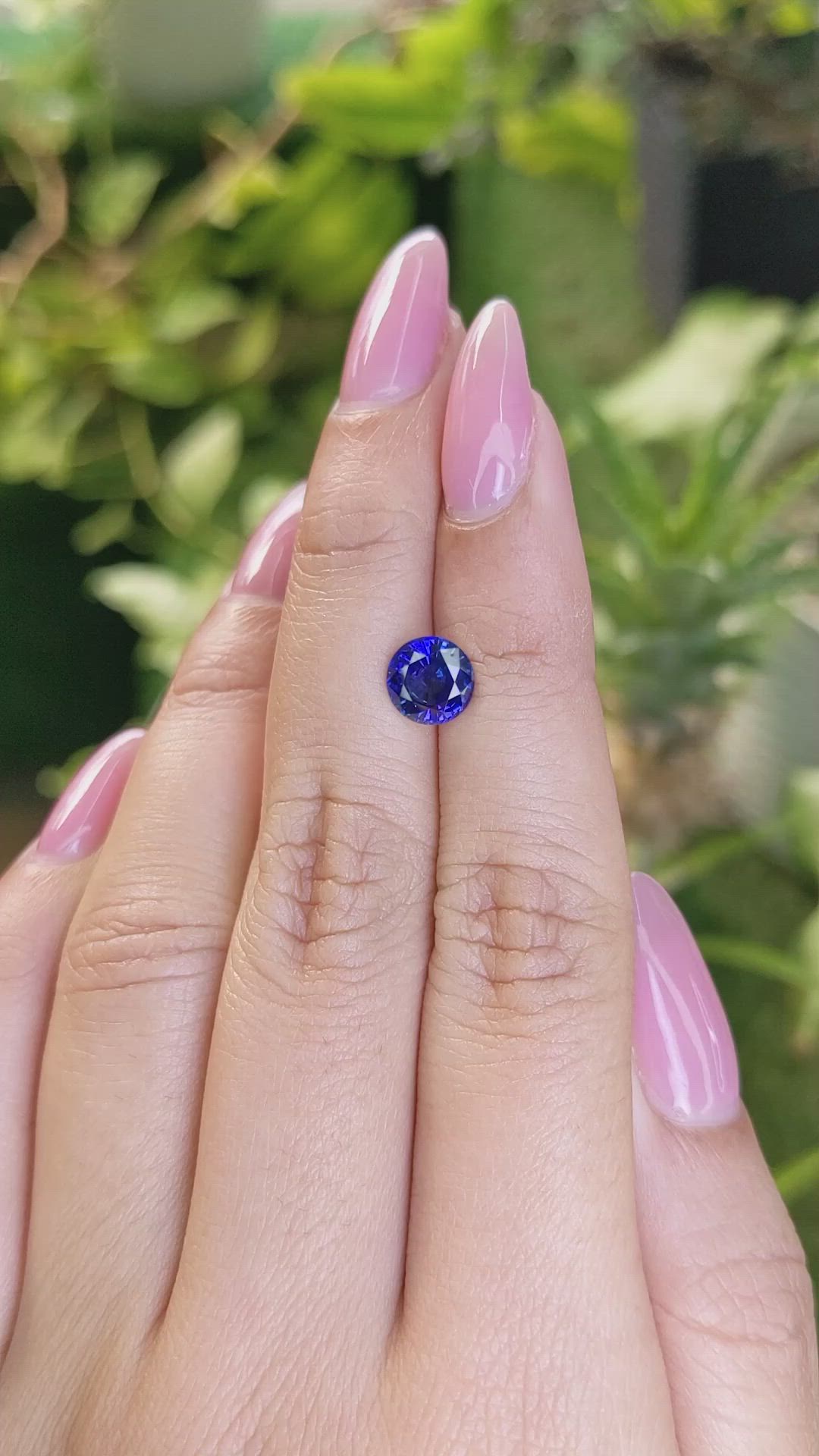 1.58 Ct. Blue Sapphire from Ceylon (Sri Lanka) Size Video