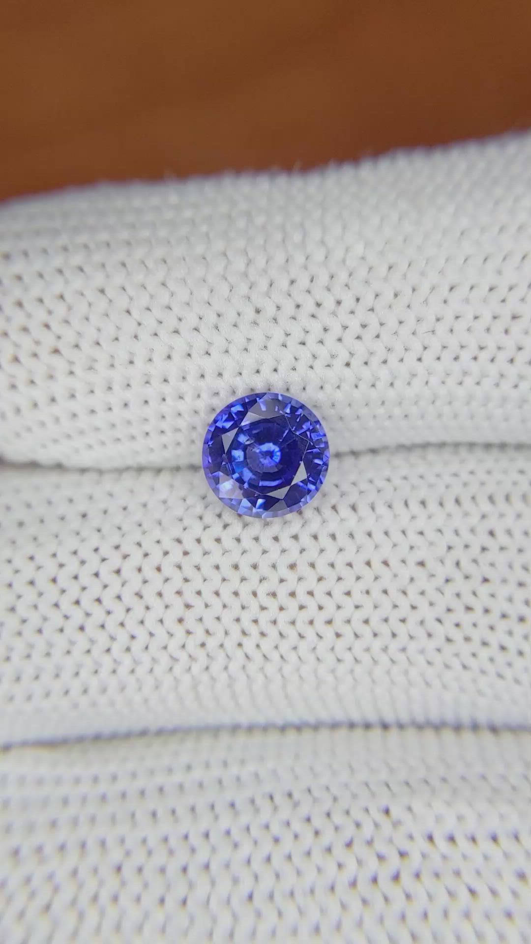 1.63 Ct. Blue Sapphire from Ceylon (Sri Lanka) Size Video