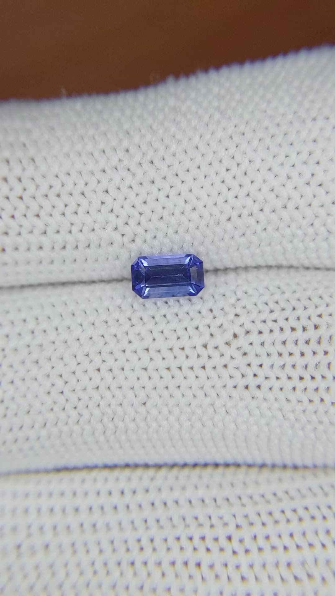 0.70 Ct. Blue Sapphire from Ceylon (Sri Lanka) Size Video