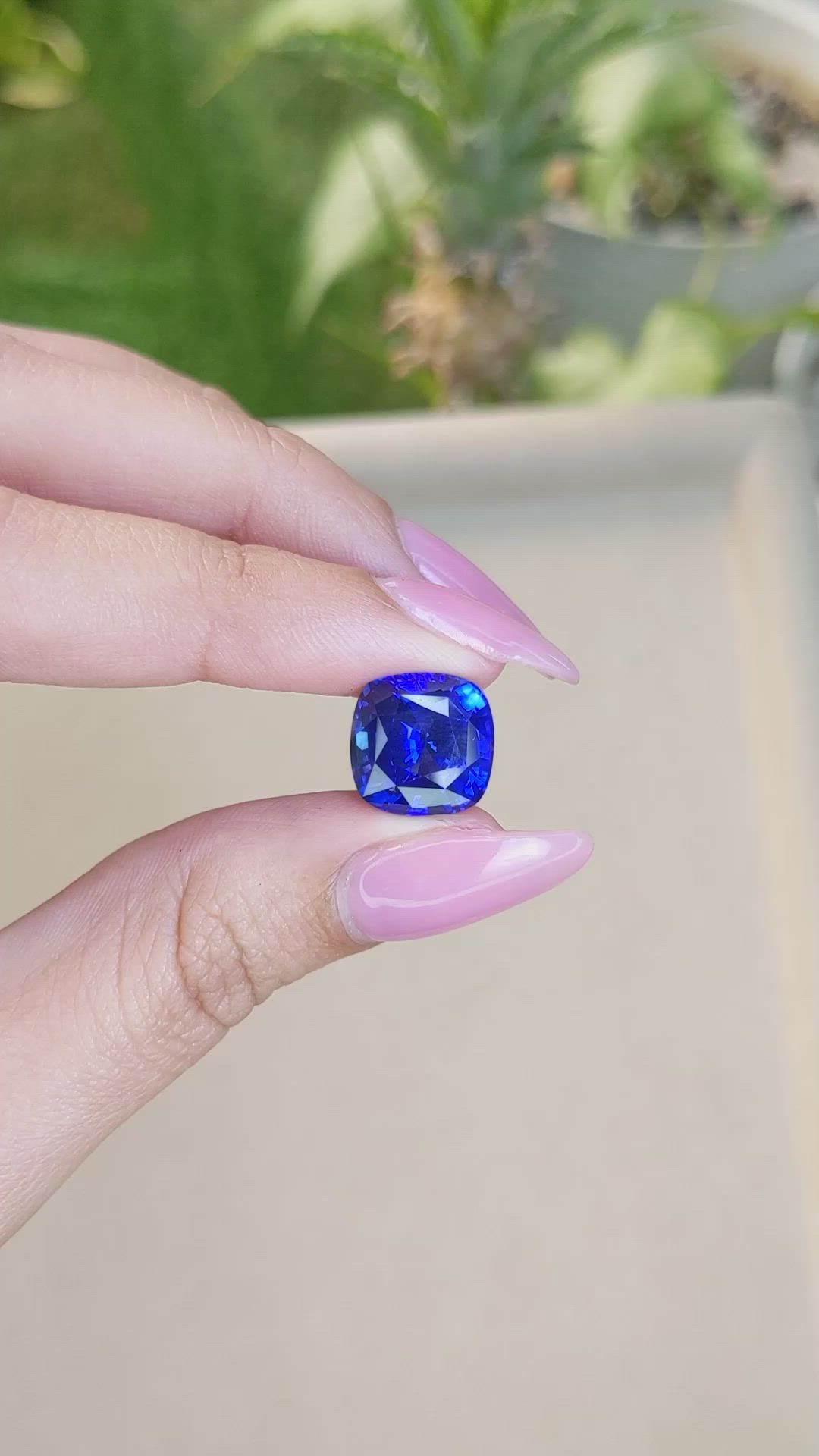 9.04 Ct. Blue Sapphire from Ceylon (Sri Lanka) Size Video