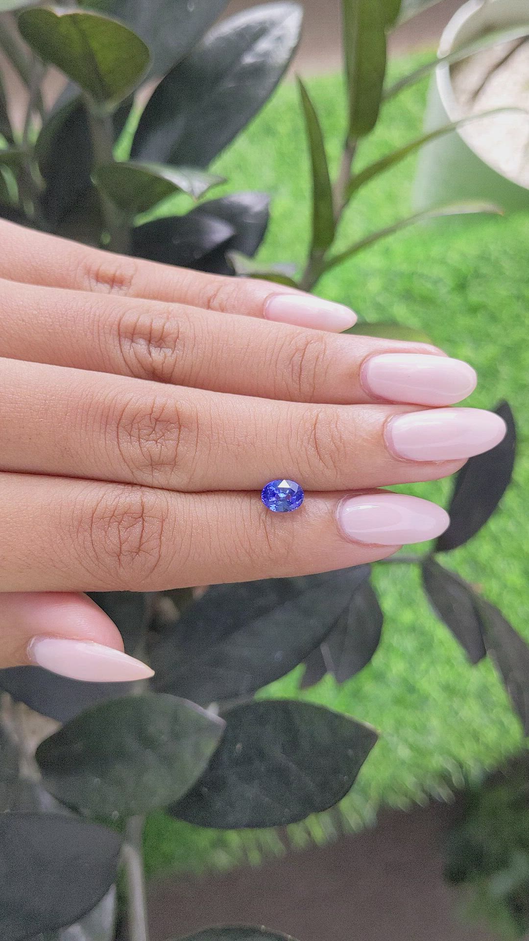 1.04 Ct. Blue Sapphire from Ceylon (Sri Lanka) Size Video