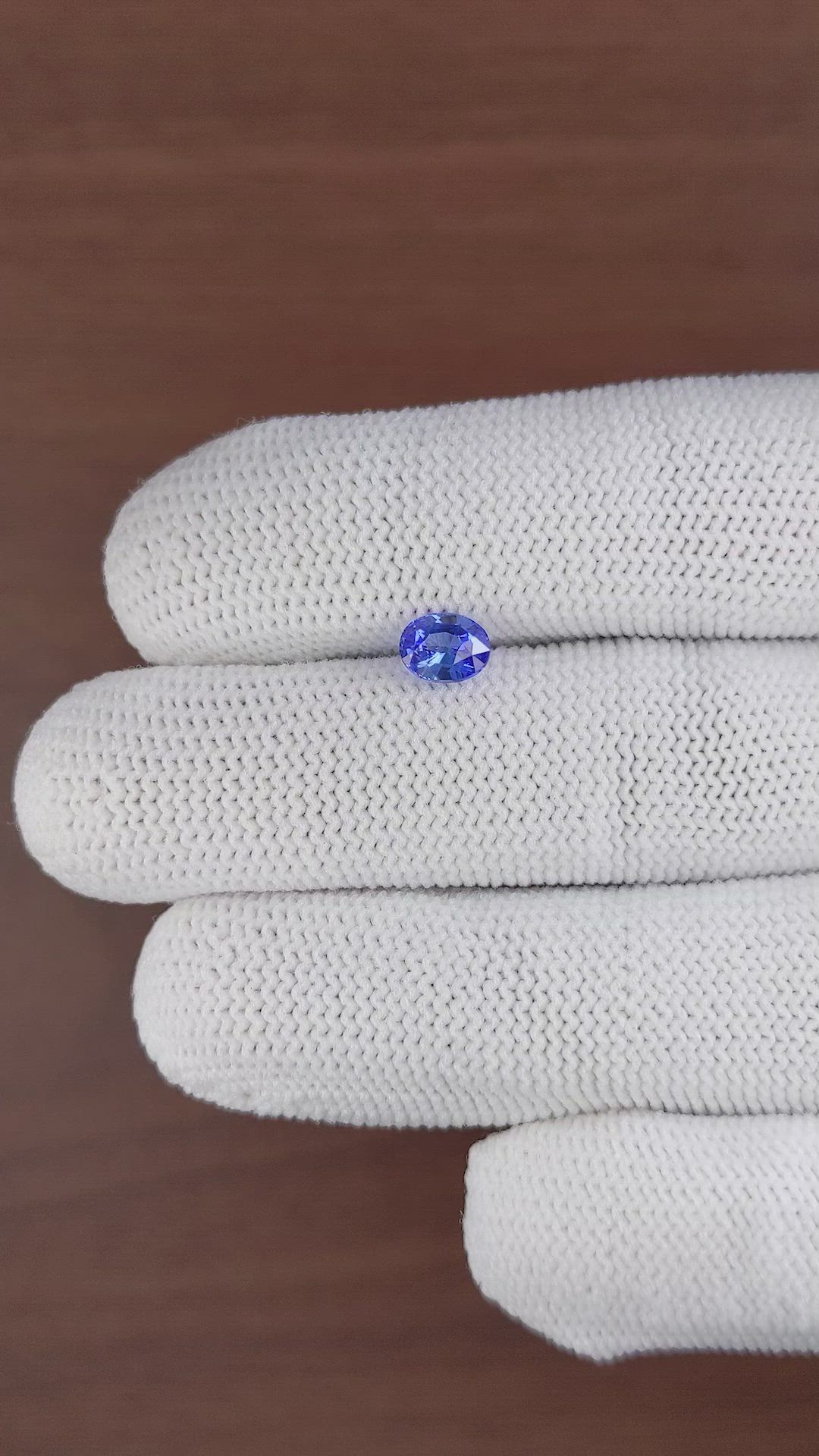 1.04 Ct. Blue Sapphire from Ceylon (Sri Lanka) Size Video