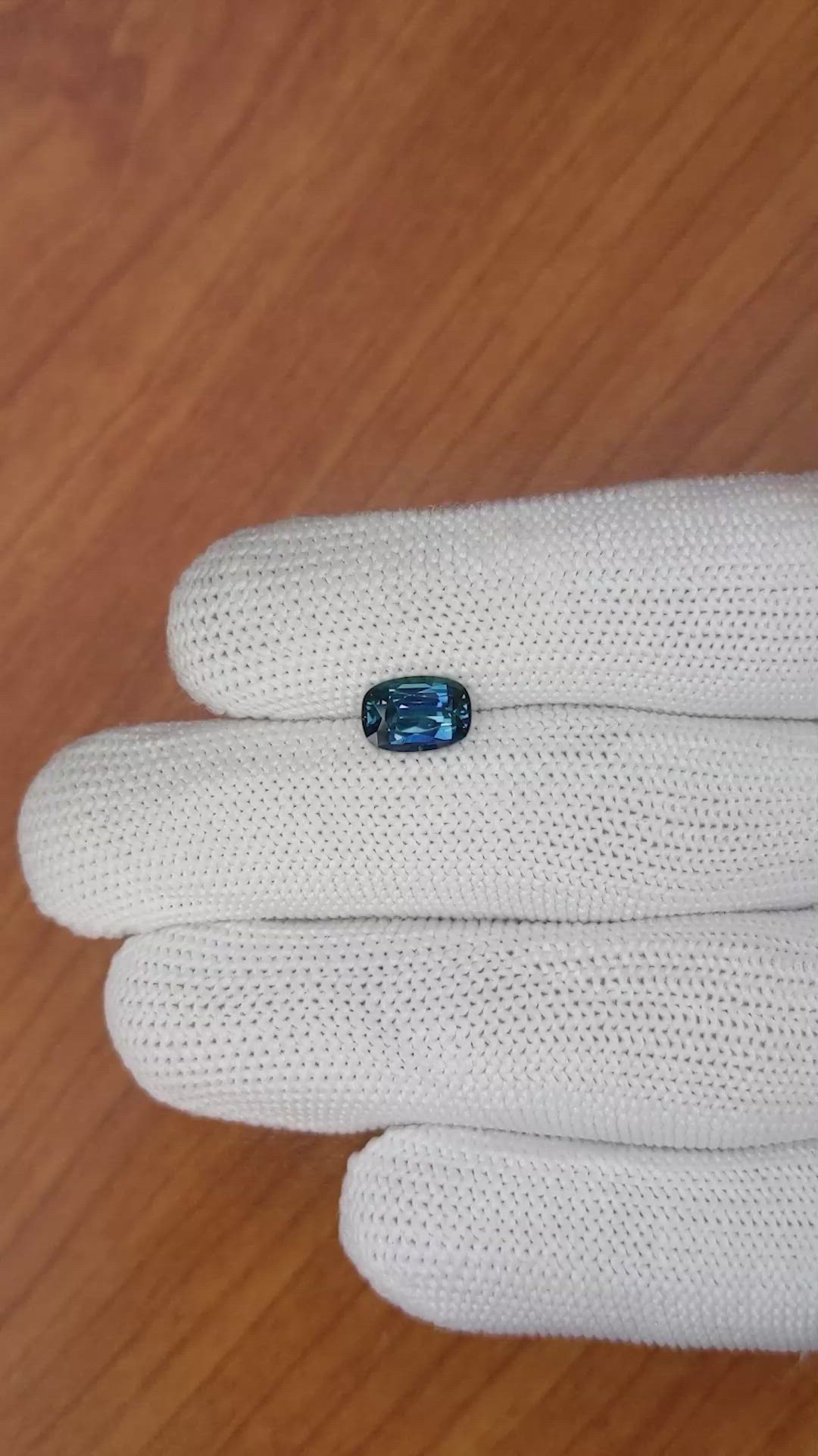 1.92 Ct. Greenish Blue Sapphire from Ceylon (Sri Lanka) Size Video