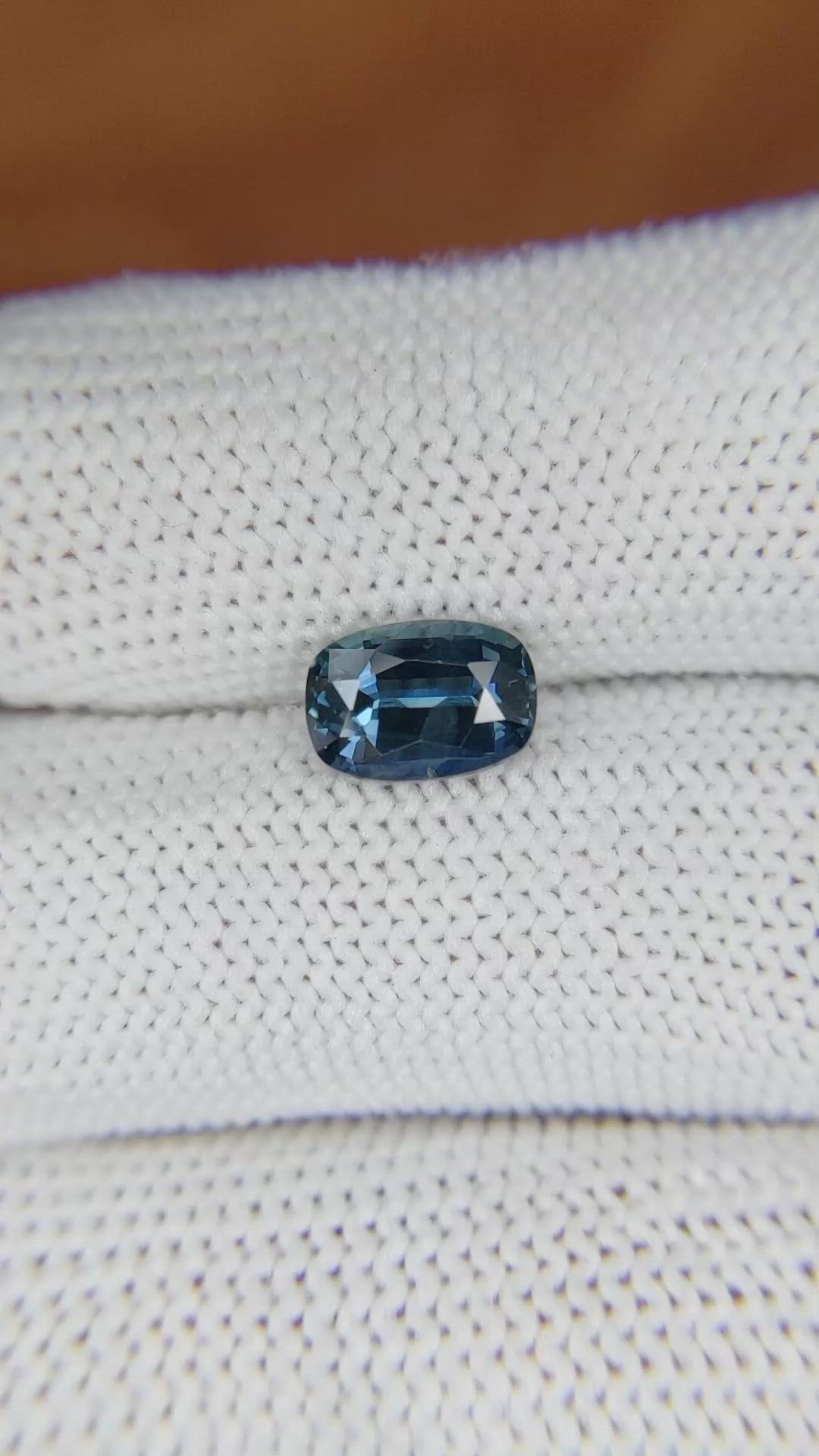 1.92 Ct. Greenish Blue Sapphire from Ceylon (Sri Lanka) Size Video