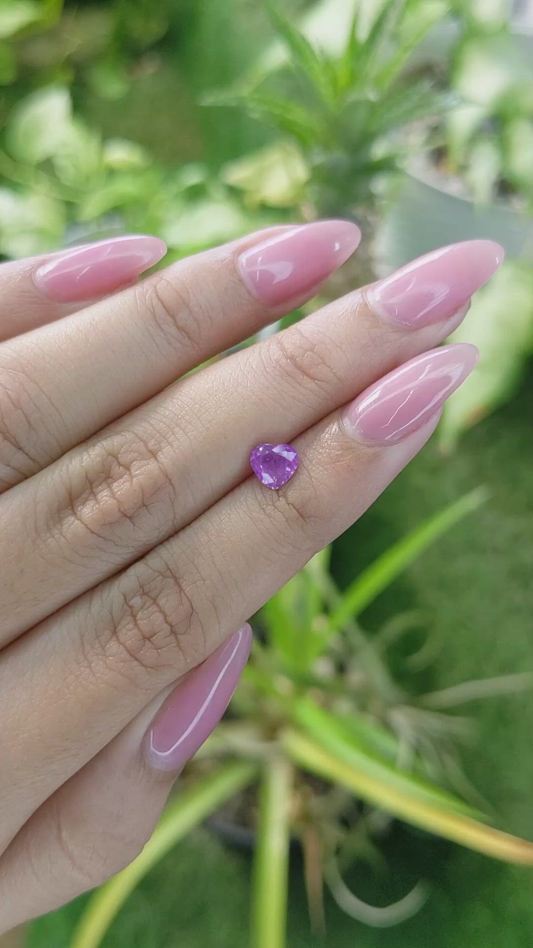 0.79 Ct. Pinkish Purple Sapphire from Ceylon (Sri Lanka) Size Video