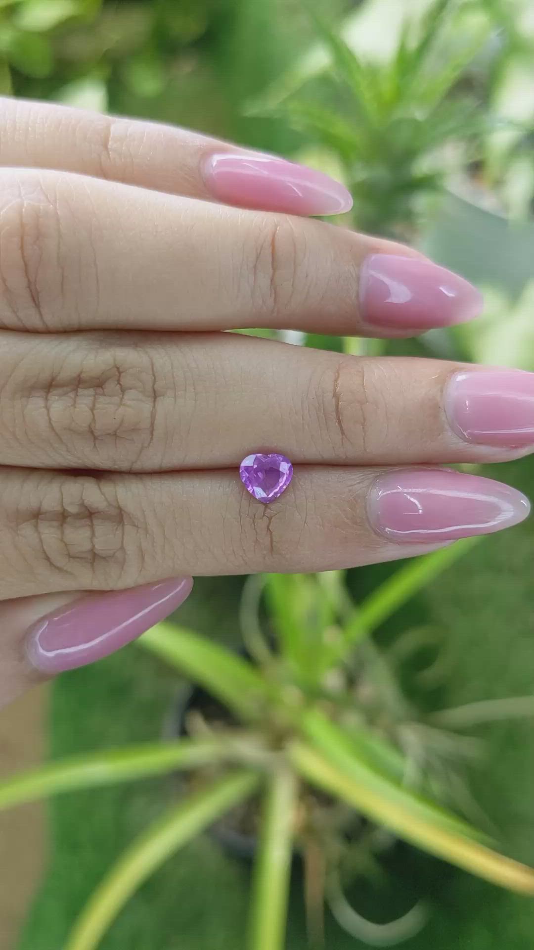 0.79 Ct. Pinkish Purple Sapphire from Ceylon (Sri Lanka) Size Video