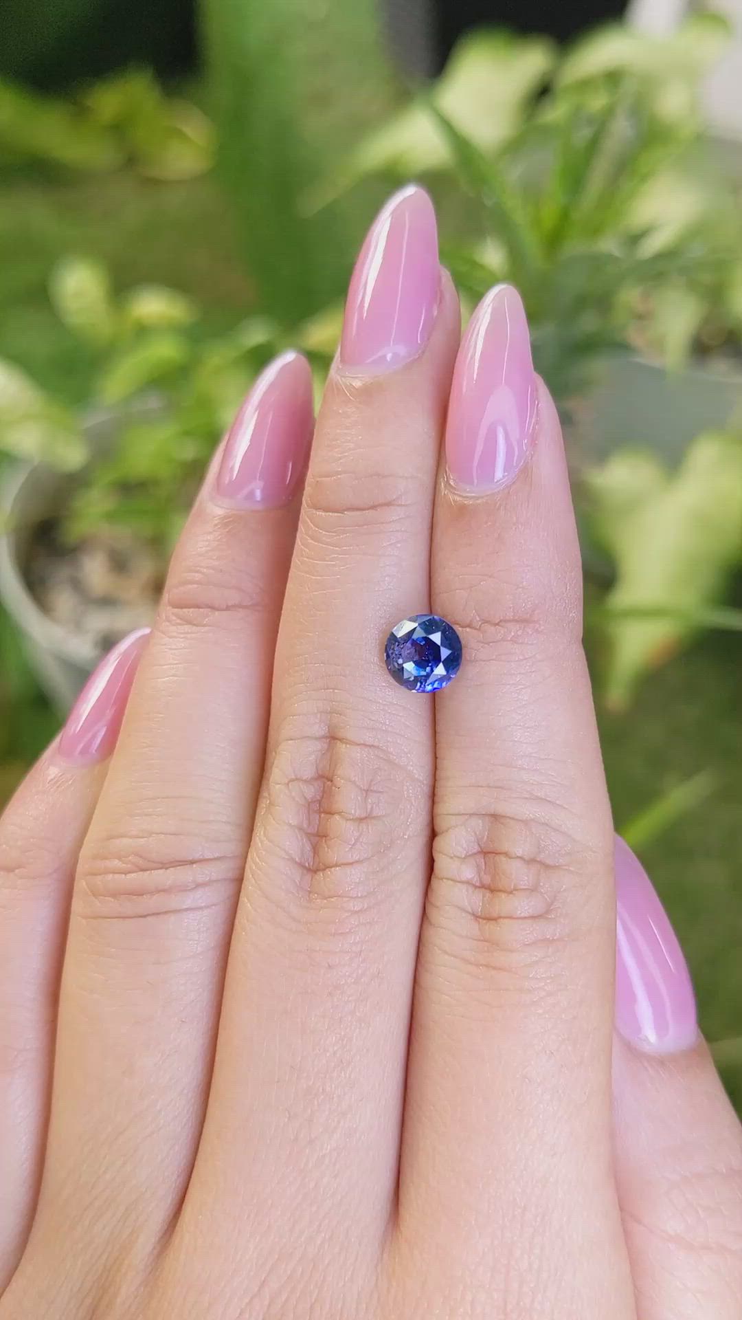 2.21 Ct. Blue Sapphire from Ceylon (Sri Lanka) Size Video