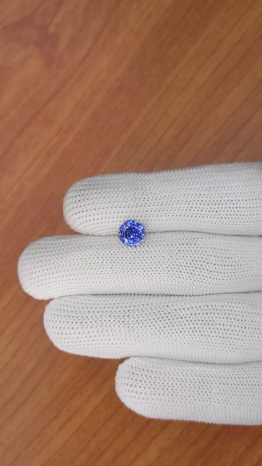 2.21 Ct. Blue Sapphire from Ceylon (Sri Lanka) Size Video