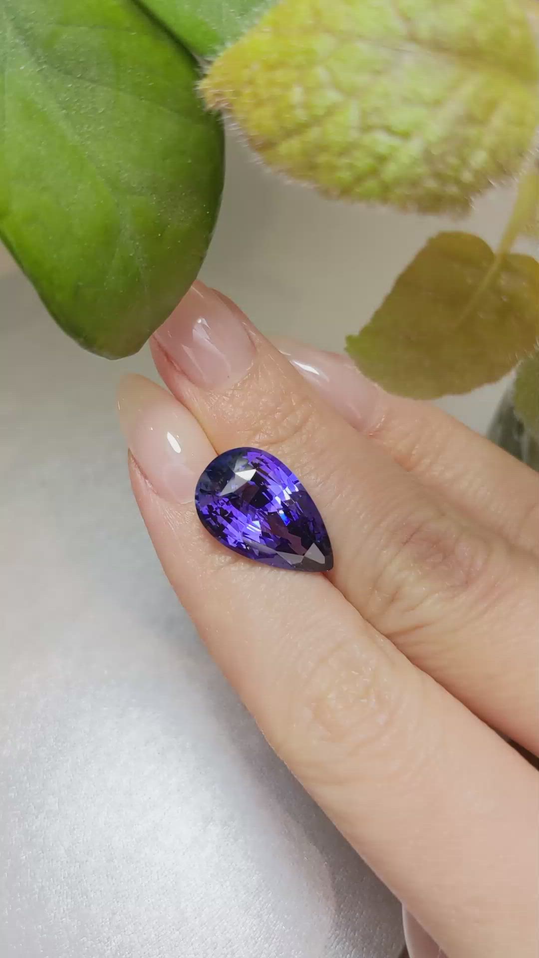 12.30 Ct. Bluish Purple Sapphire from Ceylon (Sri Lanka) Size Video