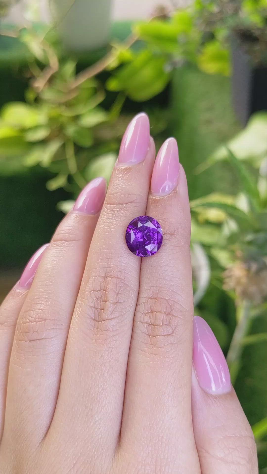 6.06 Ct. Purple Sapphire from Ceylon (Sri Lanka) Size Video