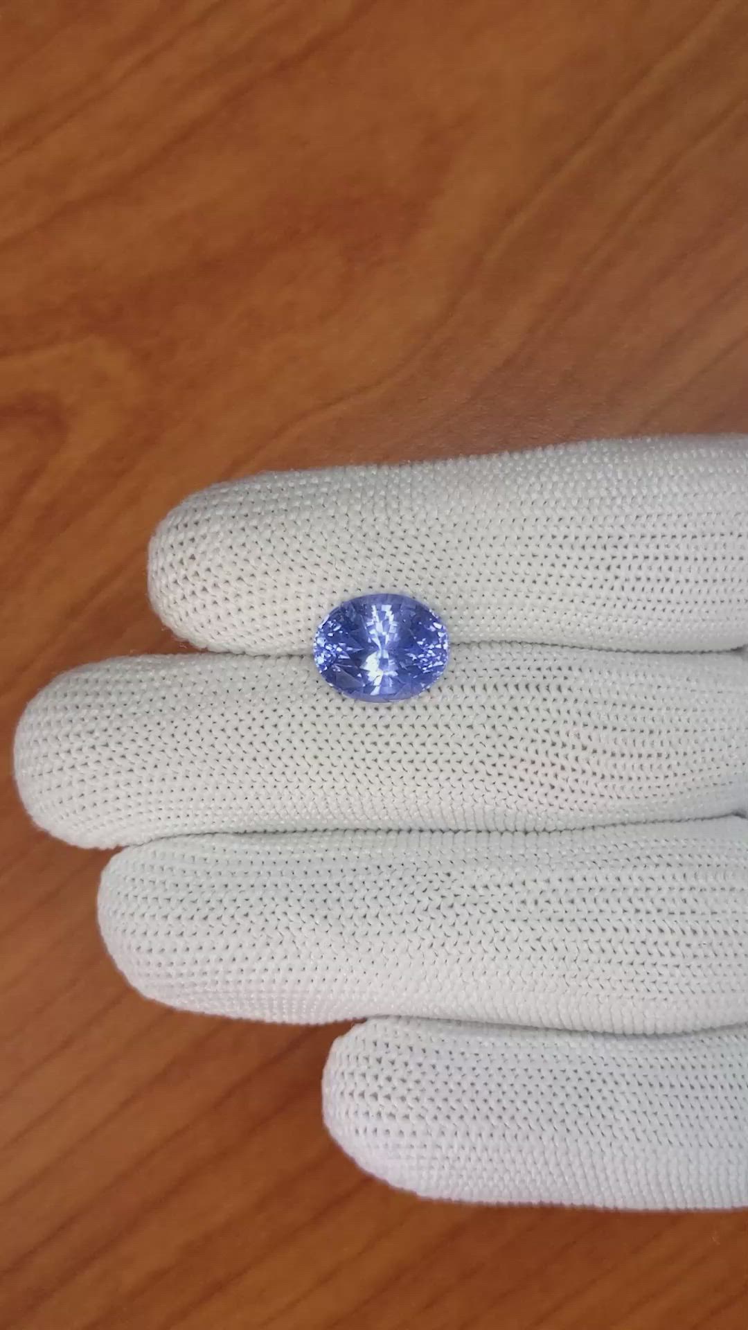5.97 Ct. Blue Sapphire from Ceylon (Sri Lanka) Size Video