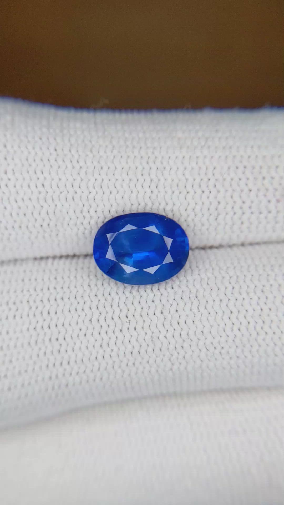 3.17 Ct. Blue Sapphire from Burma (Myanmar) Size Video