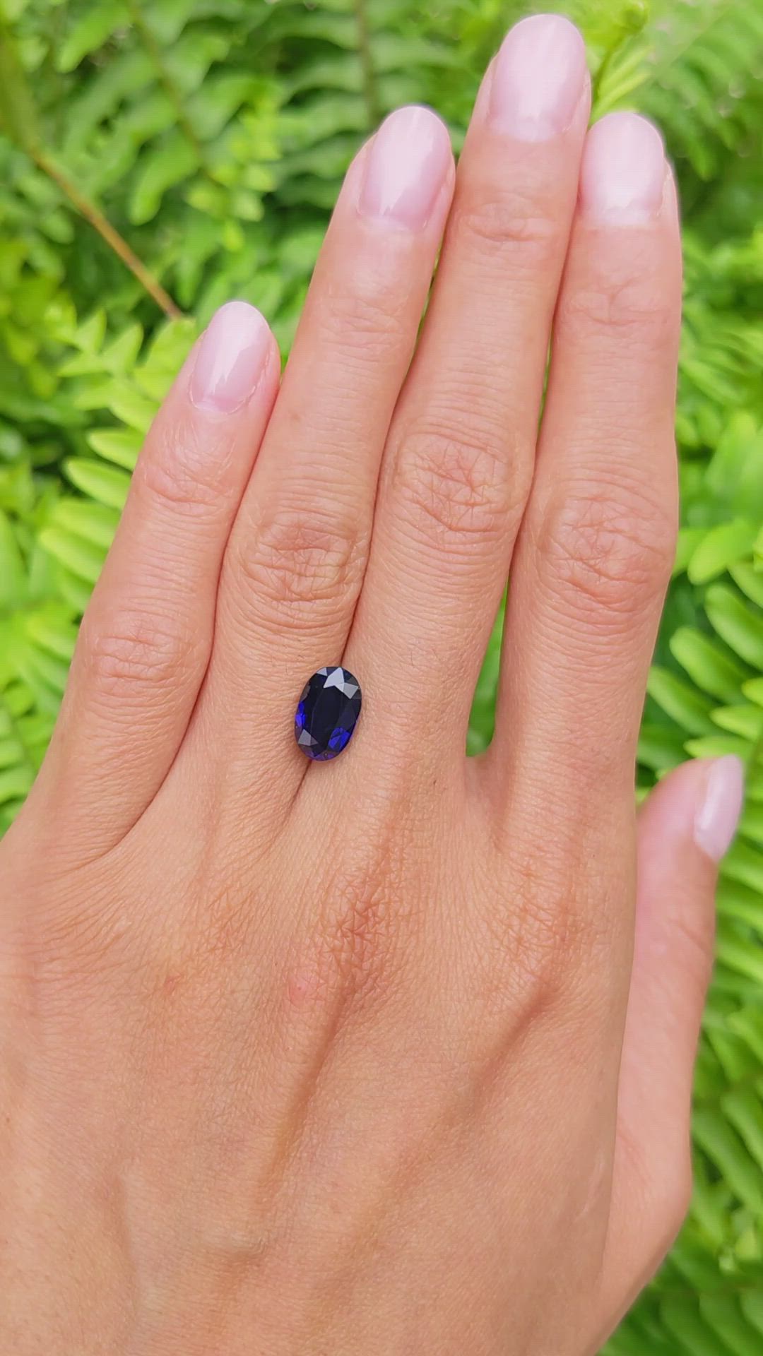 3.54 Ct. Blue Sapphire from Ceylon (Sri Lanka) Size Video